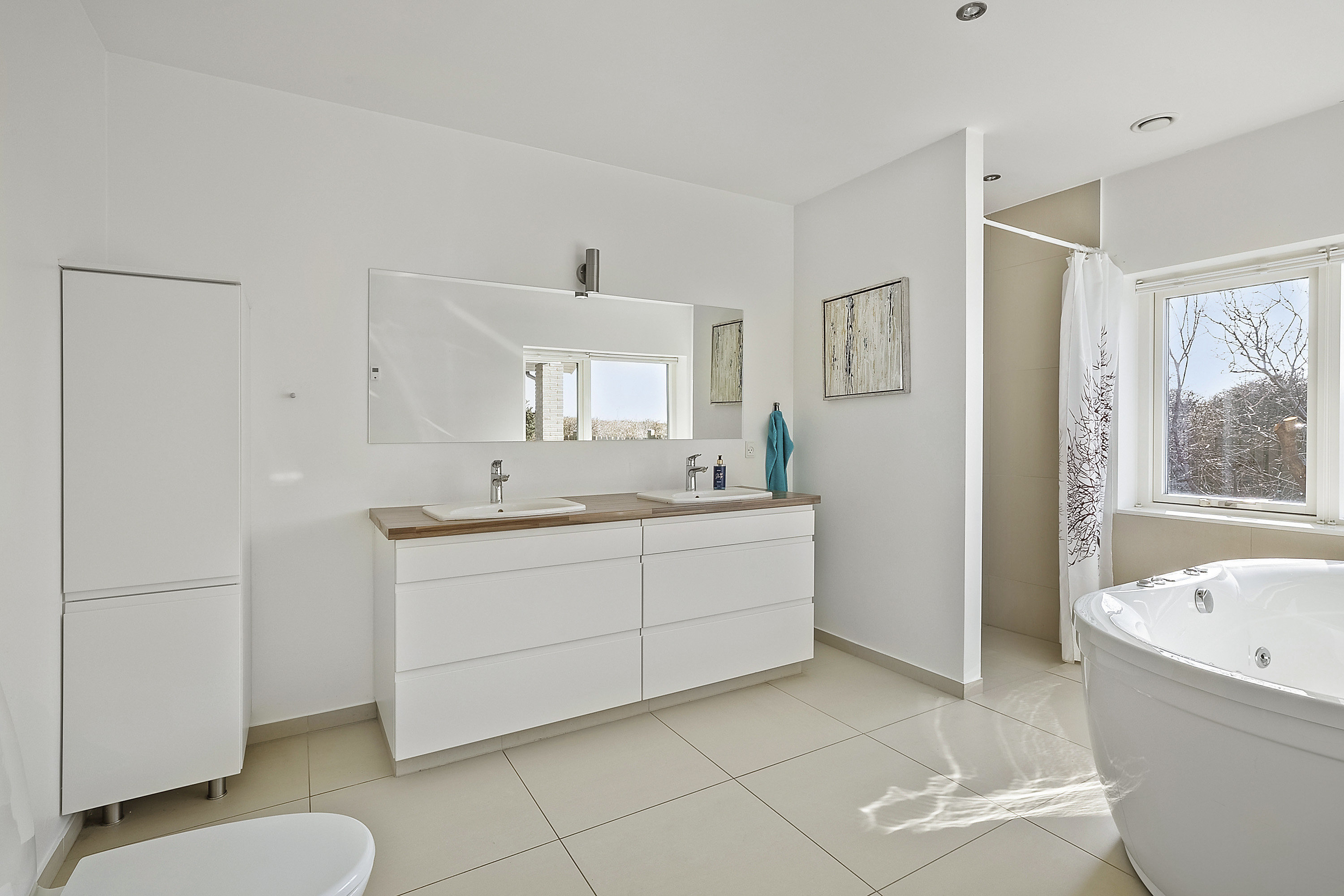 Fremhævet badeværelse billede i fuldskærmstilstand. Billede af Skrænten 2, Korsør Syd, 4220 Korsør