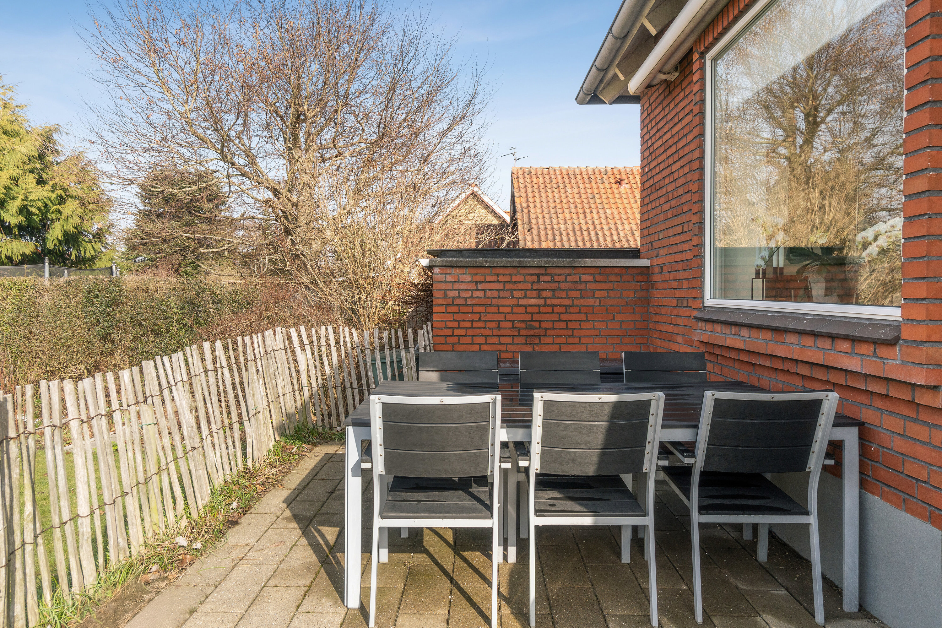 Fremhævet terrasse billede i fuldskærmstilstand. Billede af Jyllands Allé 110, 8270 Højbjerg