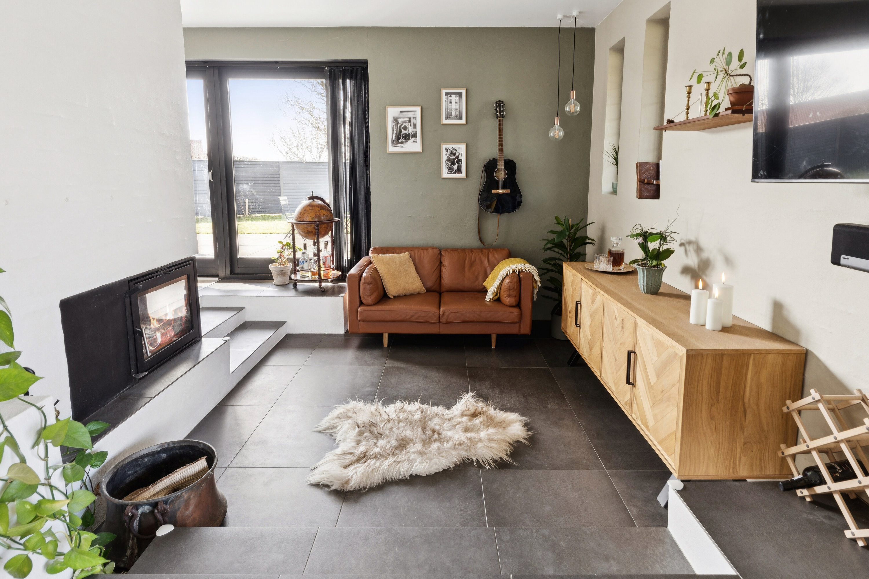 Fremhævet stue billede i fuldskærmstilstand. Billede af Gartnervænget 19, Rosilde, 5800 Nyborg