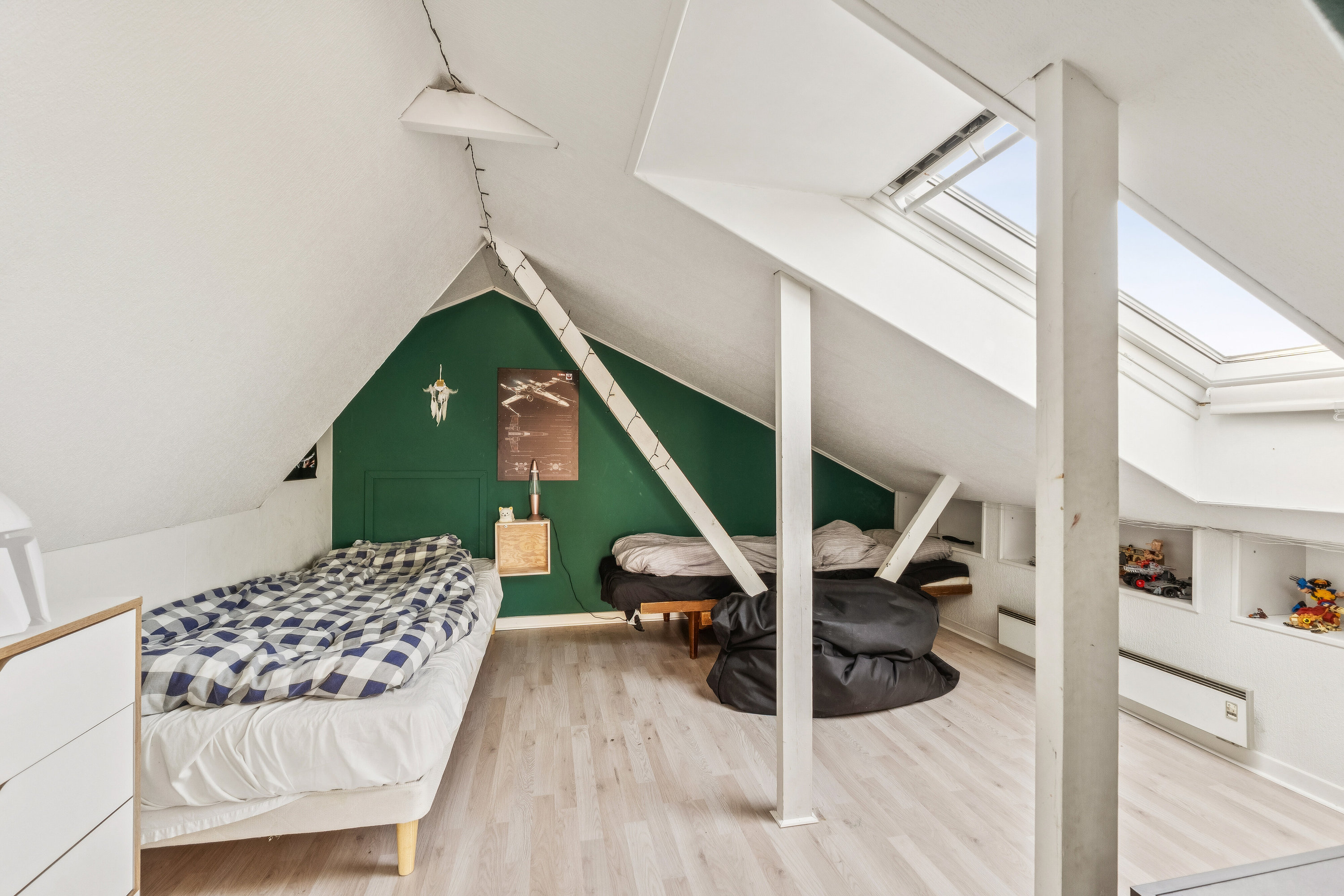 Fremhævet soveværelse billede i fuldskærmstilstand. Billede af Gartnervænget 19, Rosilde, 5800 Nyborg