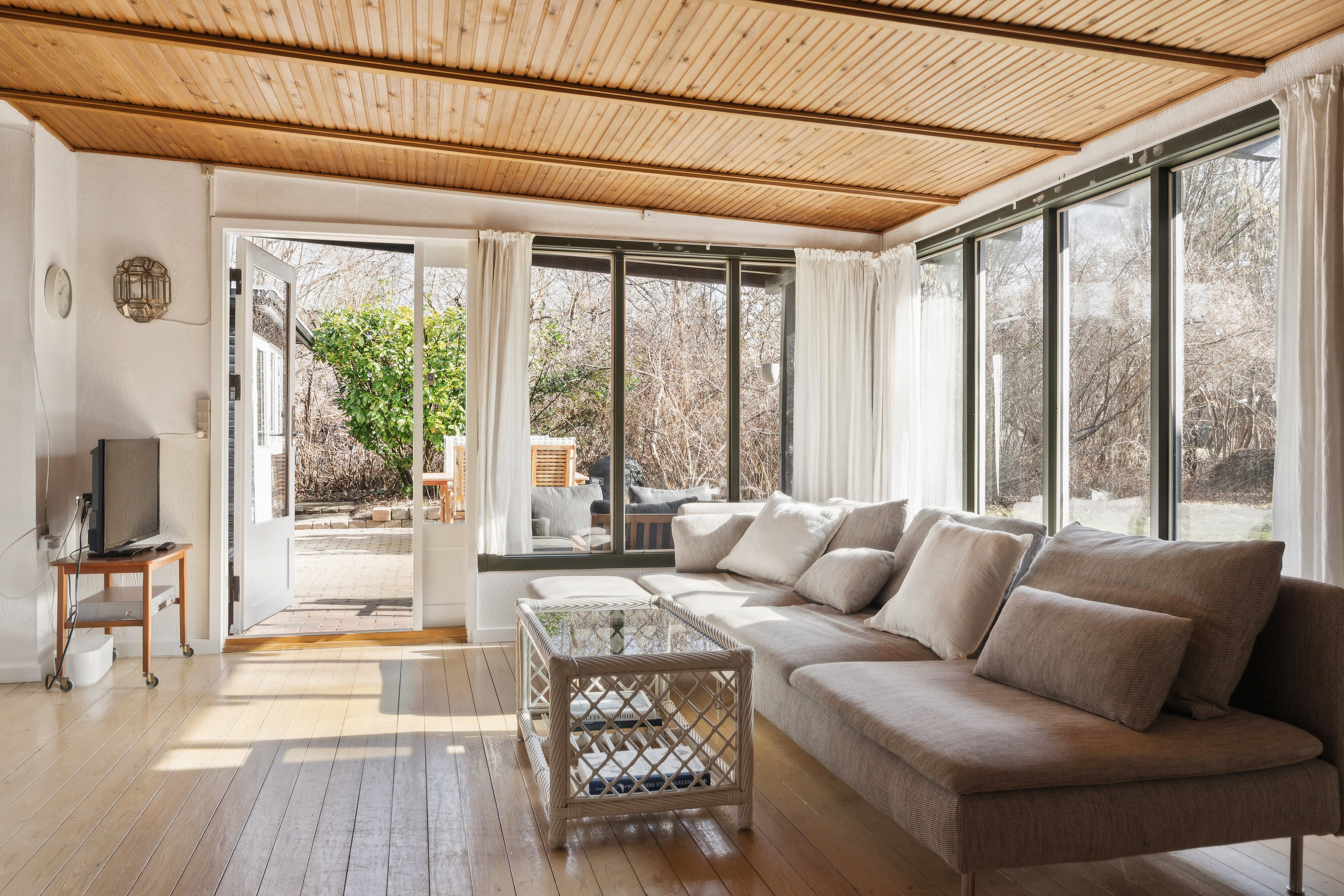 Fremhævet stue billede i fuldskærmstilstand. Billede af Thorsvej 7, Hønsinge L, 4560 Vig