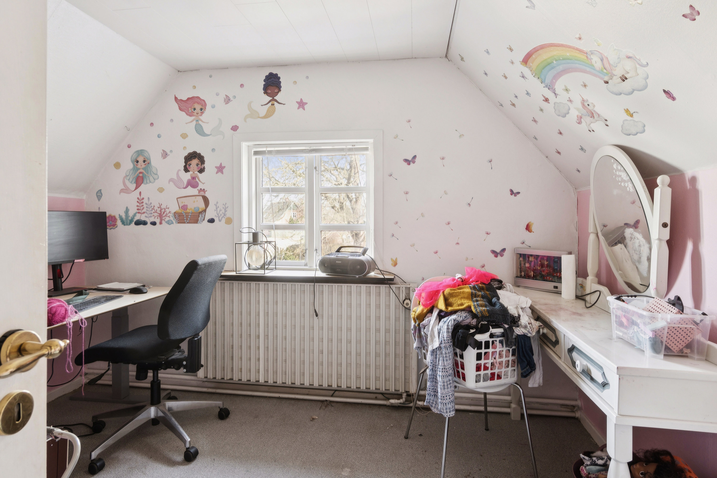 Fremhævet arbejdsværelse billede i fuldskærmstilstand. Billede af Lerchenborgvej 113, 4400 Kalundborg