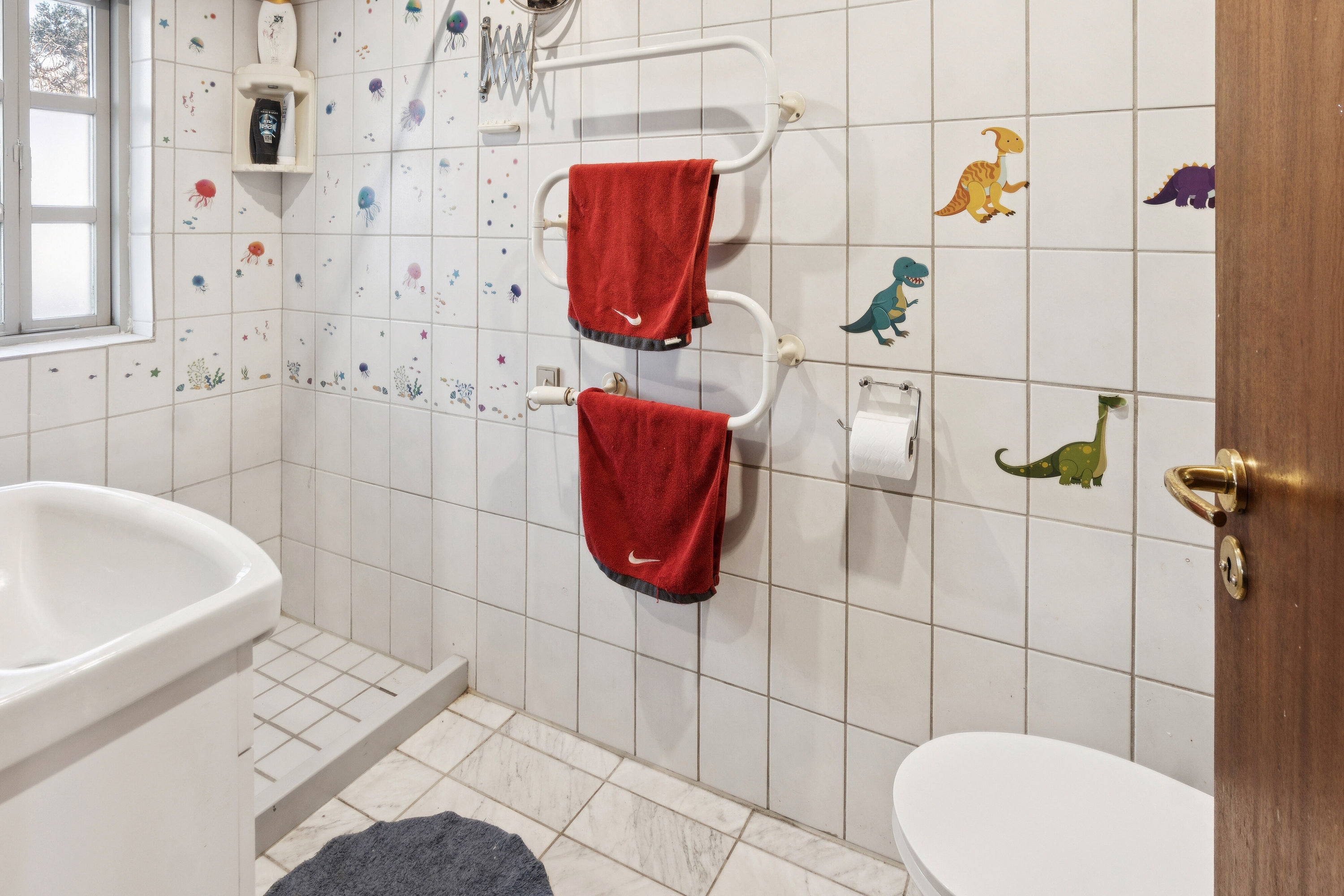 Fremhævet badeværelse billede i fuldskærmstilstand. Billede af Lerchenborgvej 113, 4400 Kalundborg