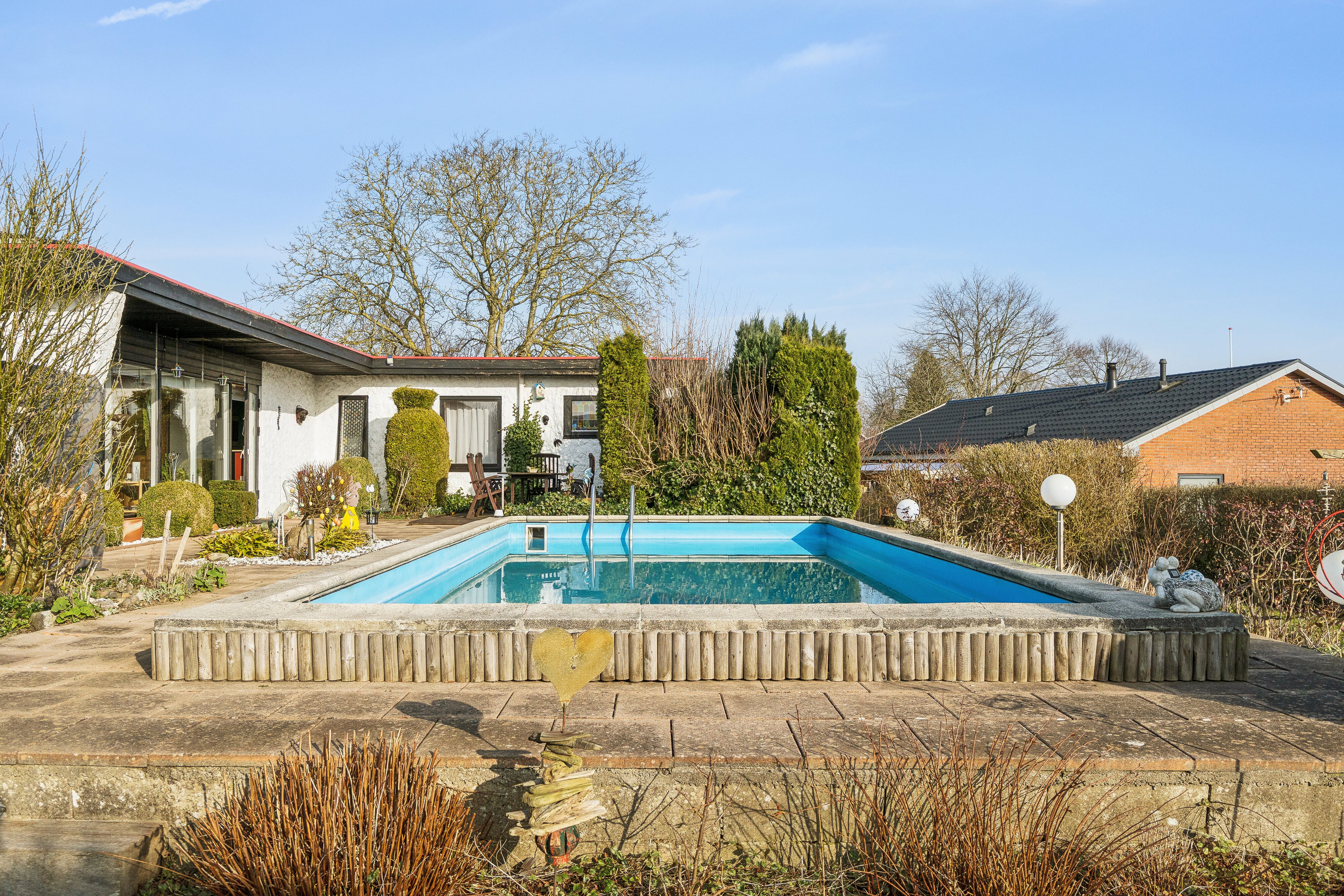 Fremhævet swimmingpool billede i fuldskærmstilstand. Billede af Skovglimt 31, 6340 Kruså