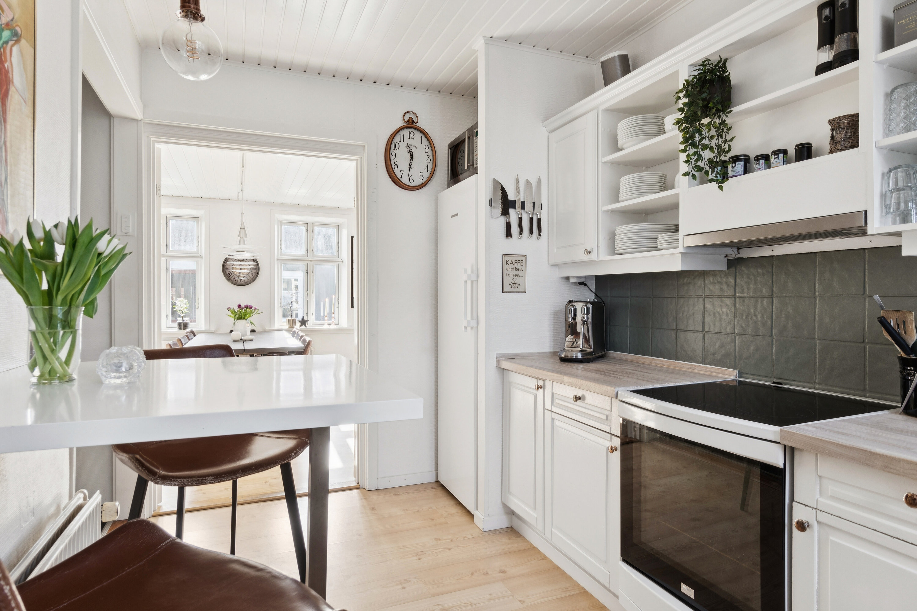 Fremhævet køkken billede i fuldskærmstilstand. Billede af Margrethevej 13, 4400 Kalundborg