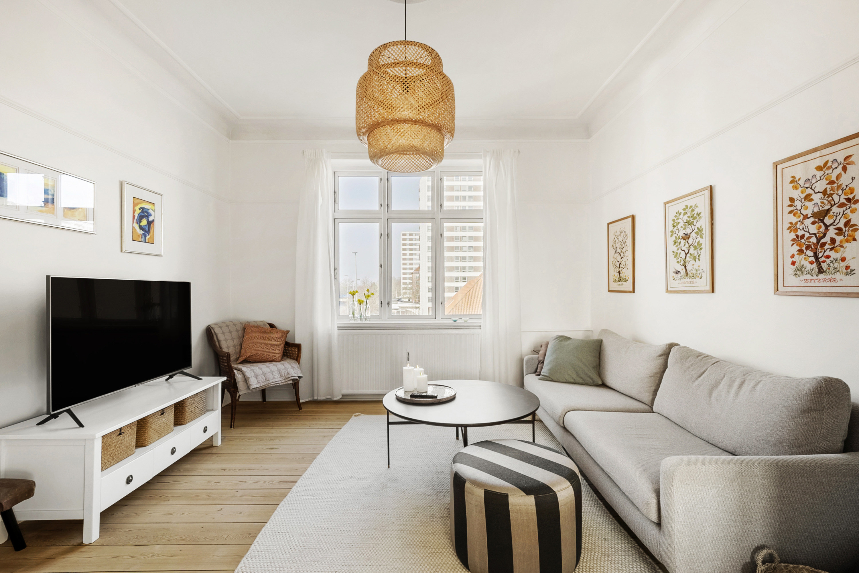 Fremhævet stue billede i fuldskærmstilstand. Billede af Sdr. Boulevard 228, 2., 5000 Odense C