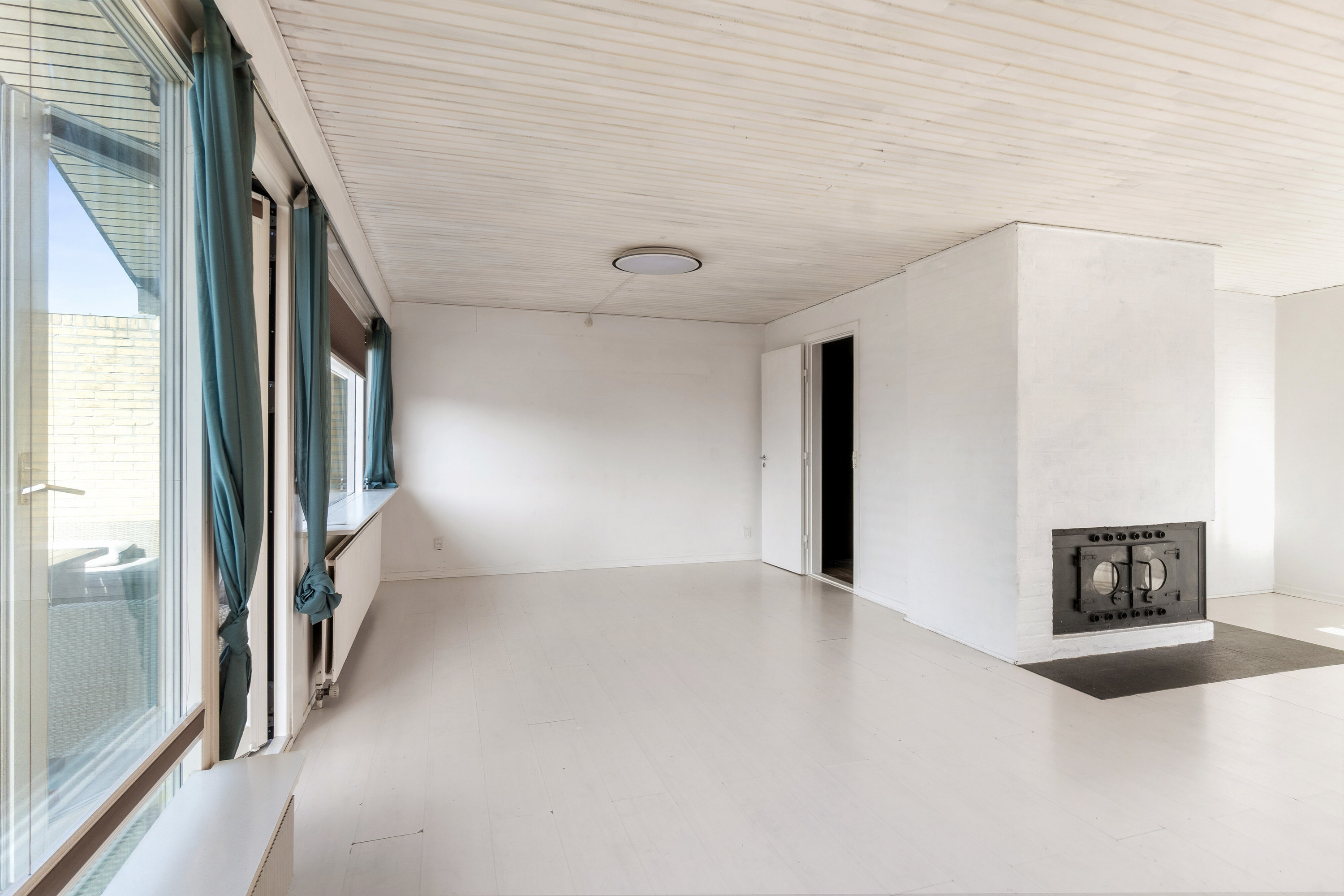 Fremhævet stue billede i fuldskærmstilstand. Billede af Parkdammen 24, 2605 Brøndby