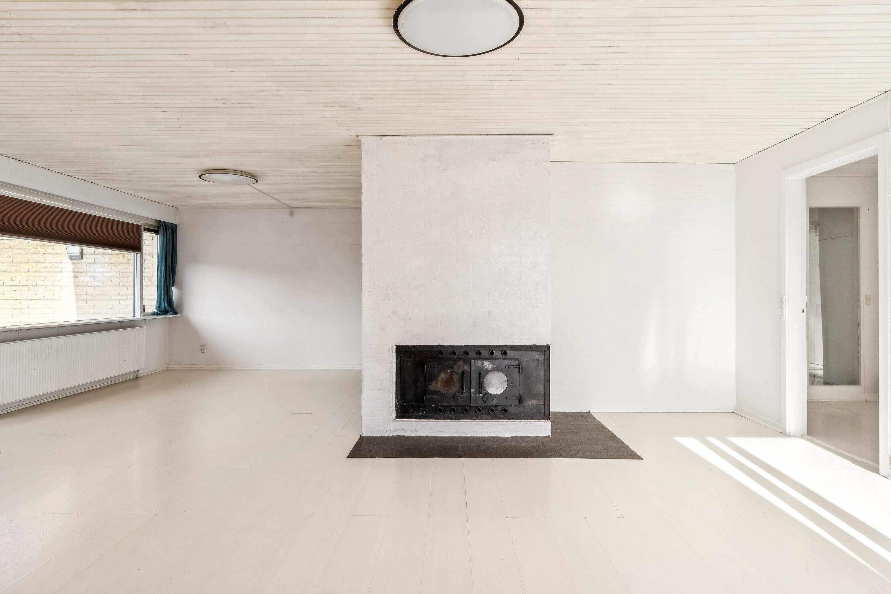 Fremhævet stue billede i fuldskærmstilstand. Billede af Parkdammen 24, 2605 Brøndby