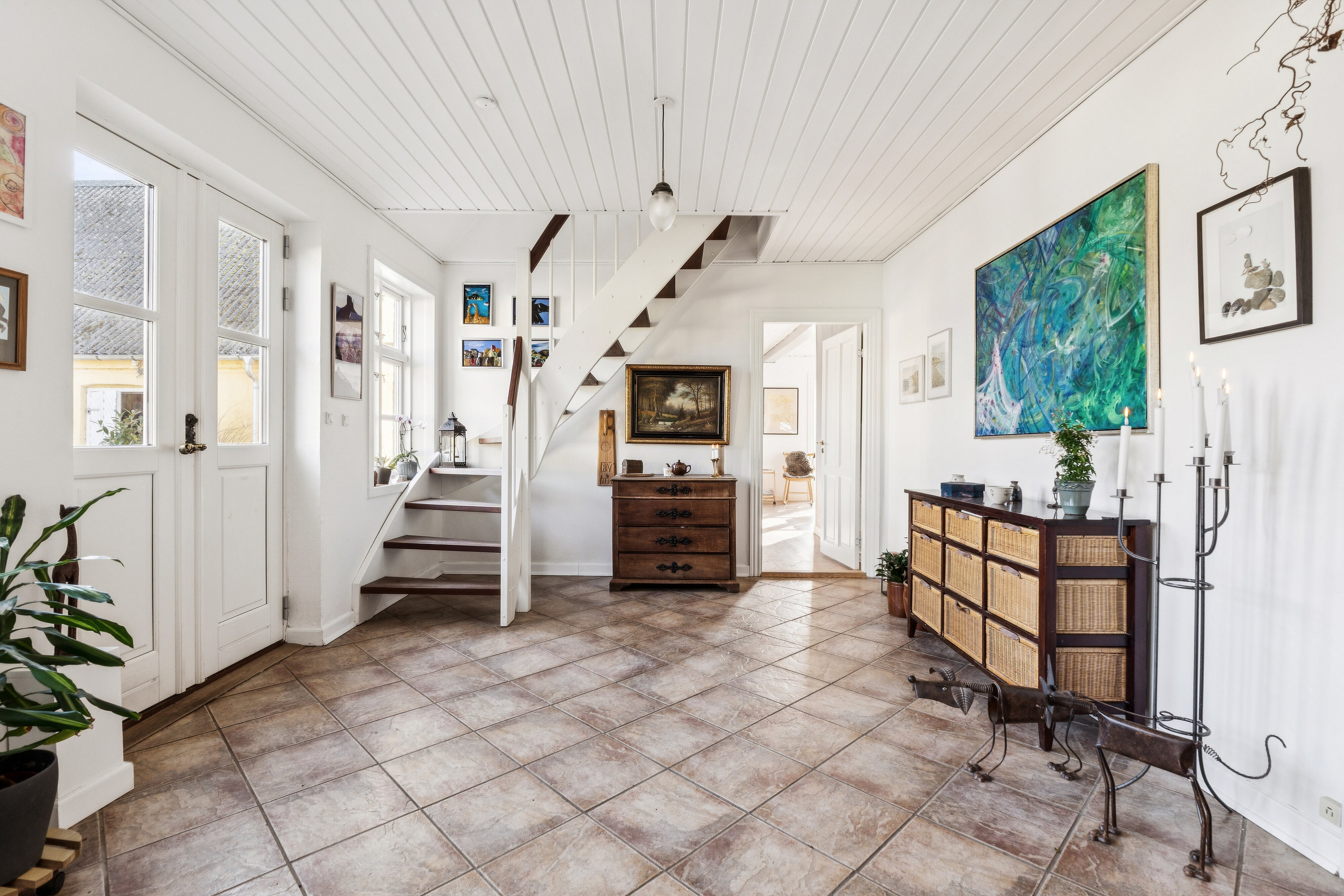 Fremhævet gang billede i fuldskærmstilstand. Billede af Solbakkevej 12, 5874 Hesselager