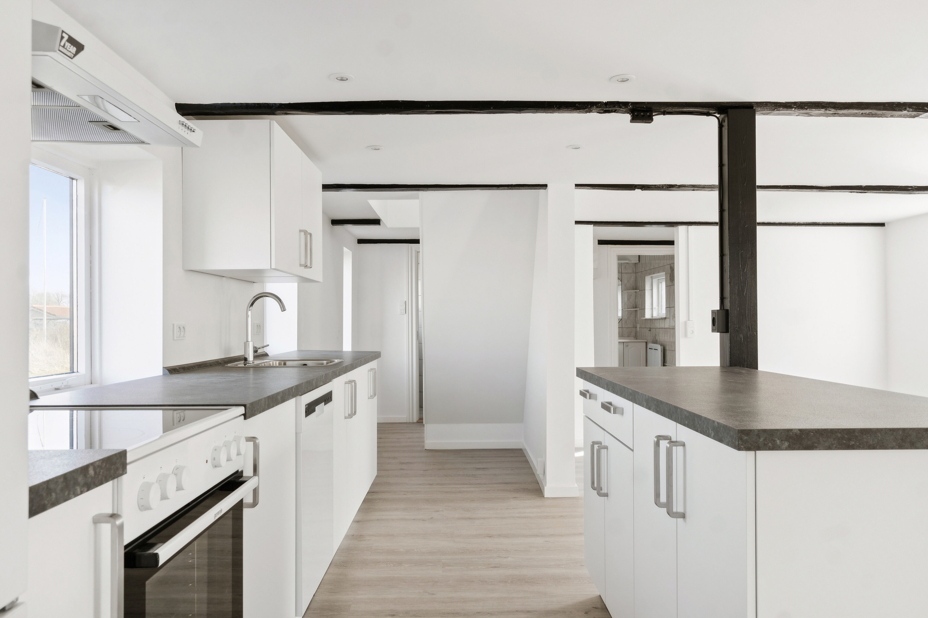 Fremhævet køkken billede i fuldskærmstilstand. Billede af Englebjergvej 37, Rønnebækshuse, 4700 Næstved