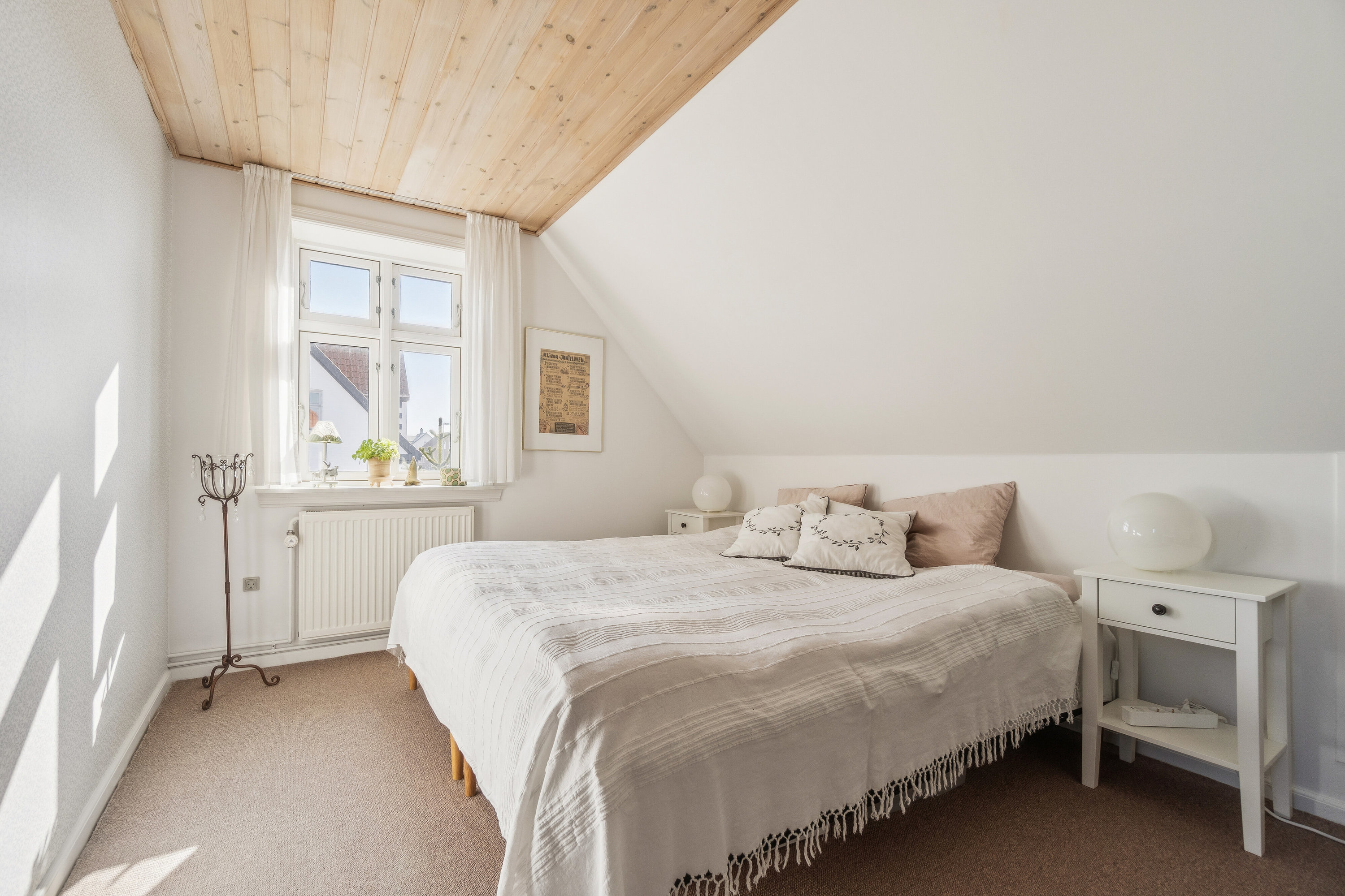 Fremhævet badeværelse billede i fuldskærmstilstand. Billede af Hans Rømersvej 20, 3720 Aakirkeby