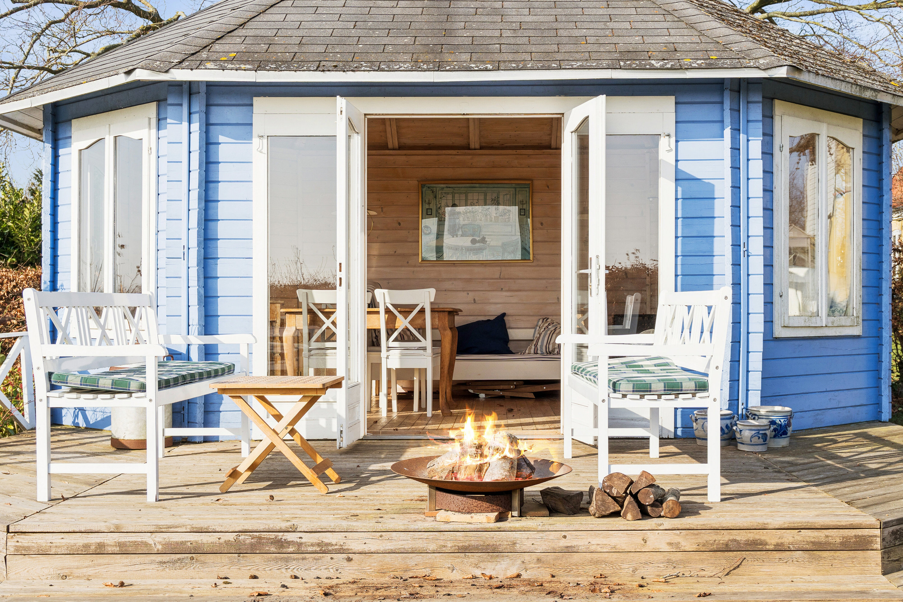 Fremhævet udendørs billede i fuldskærmstilstand. Billede af Solbakkevej 12, 5874 Hesselager