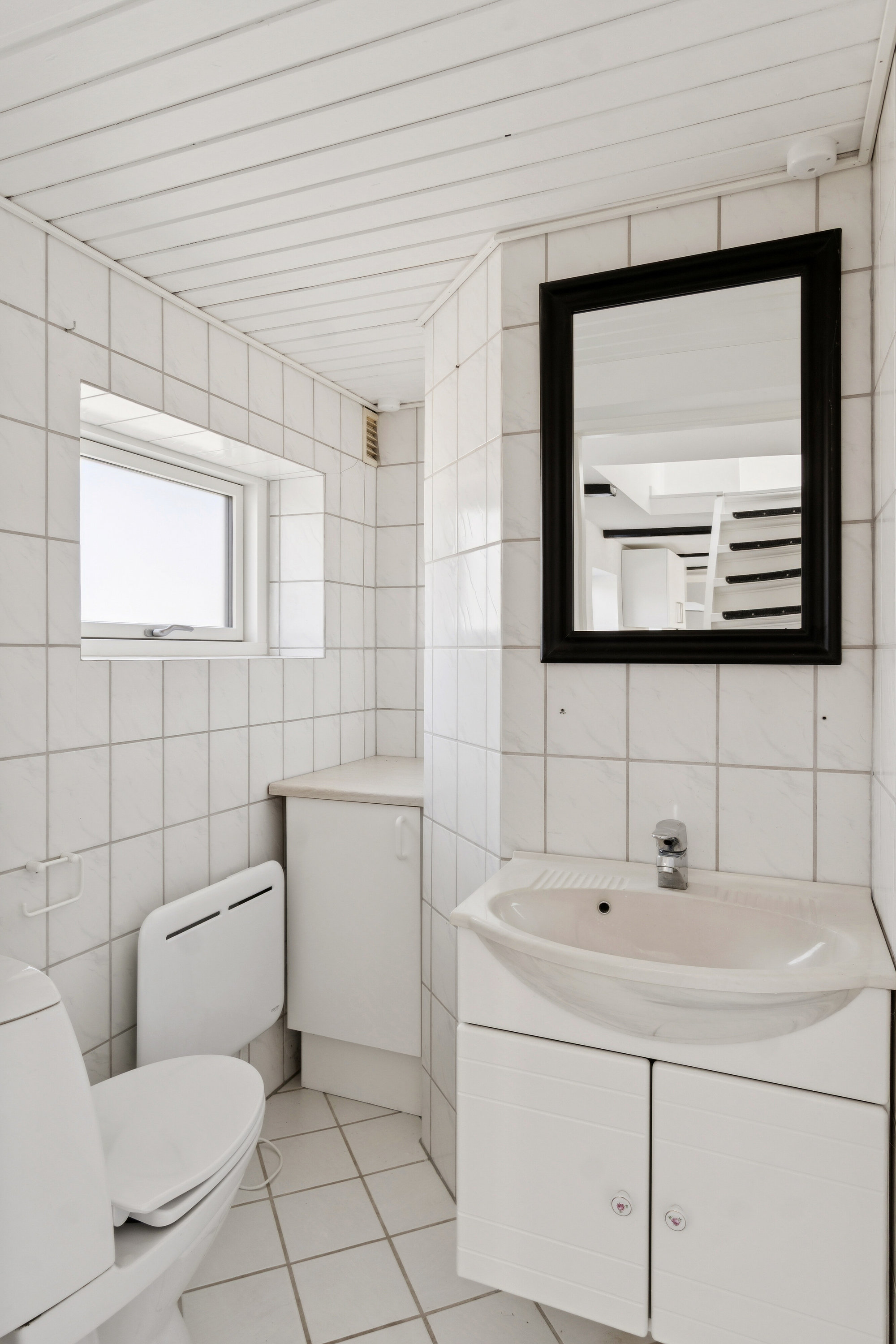 Fremhævet badeværelse billede i fuldskærmstilstand. Billede af Englebjergvej 37, Rønnebækshuse, 4700 Næstved