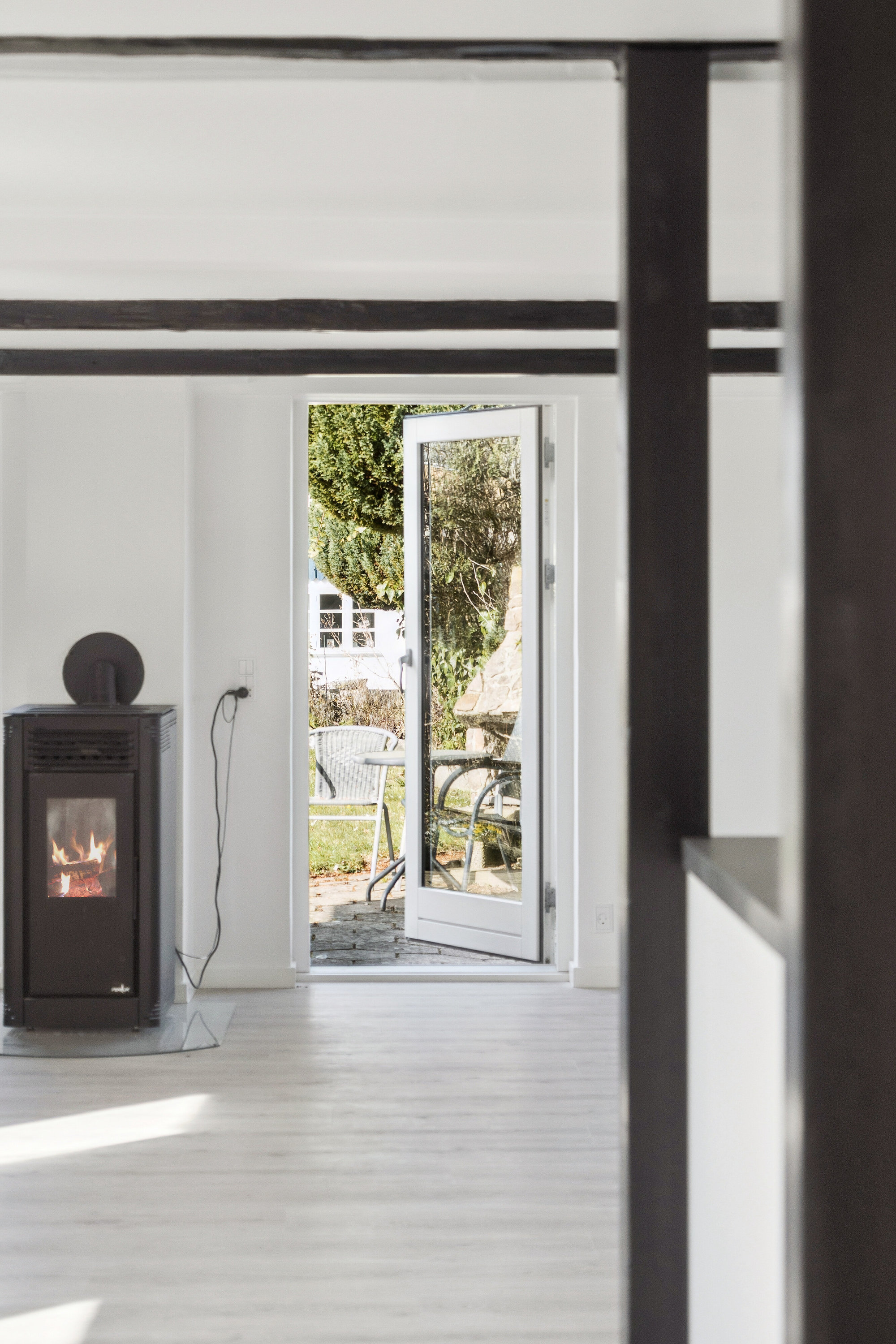 Fremhævet stue billede i fuldskærmstilstand. Billede af Englebjergvej 37, Rønnebækshuse, 4700 Næstved