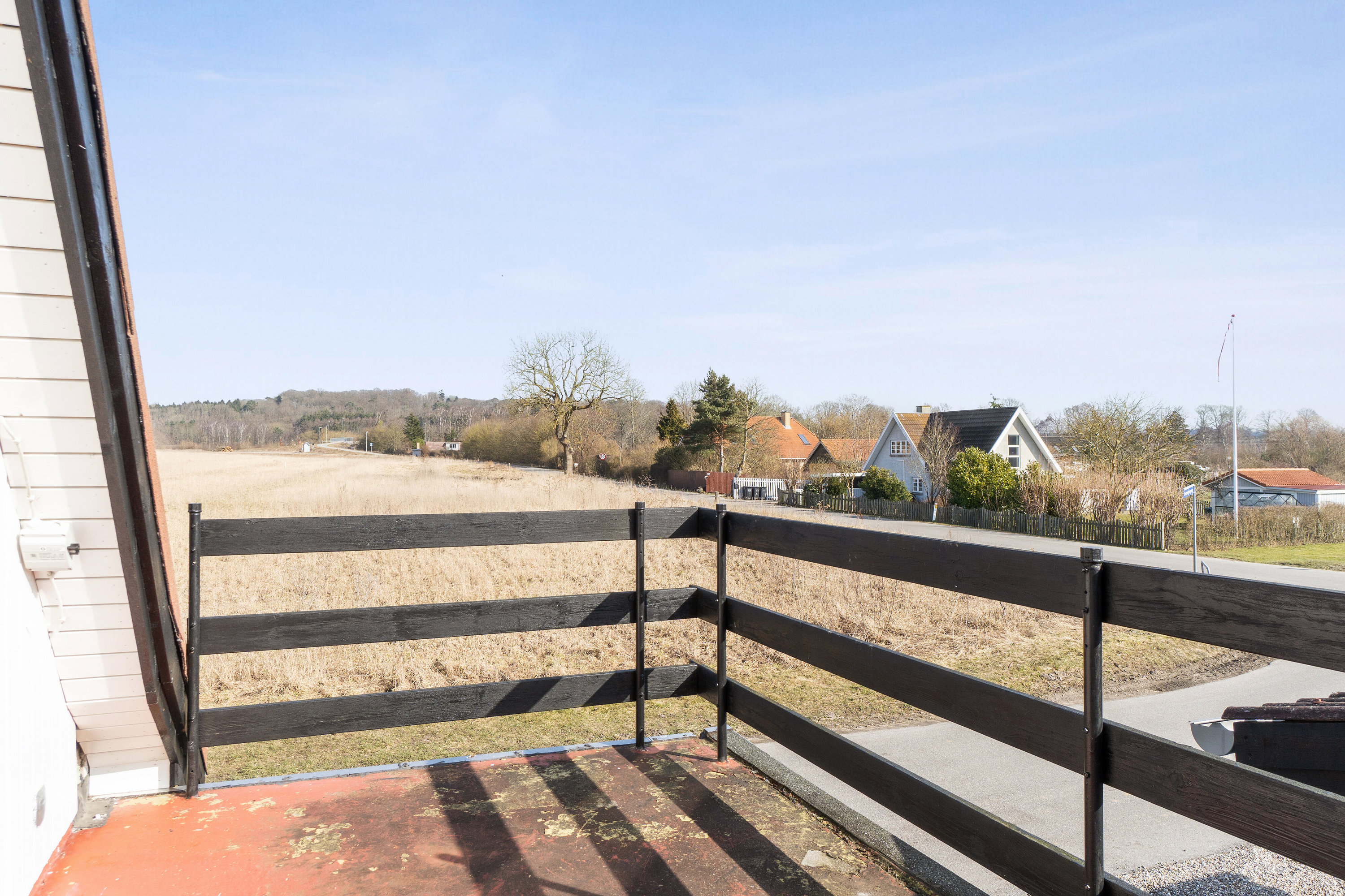 Fremhævet set fra haven billede i fuldskærmstilstand. Billede af Englebjergvej 37, Rønnebækshuse, 4700 Næstved