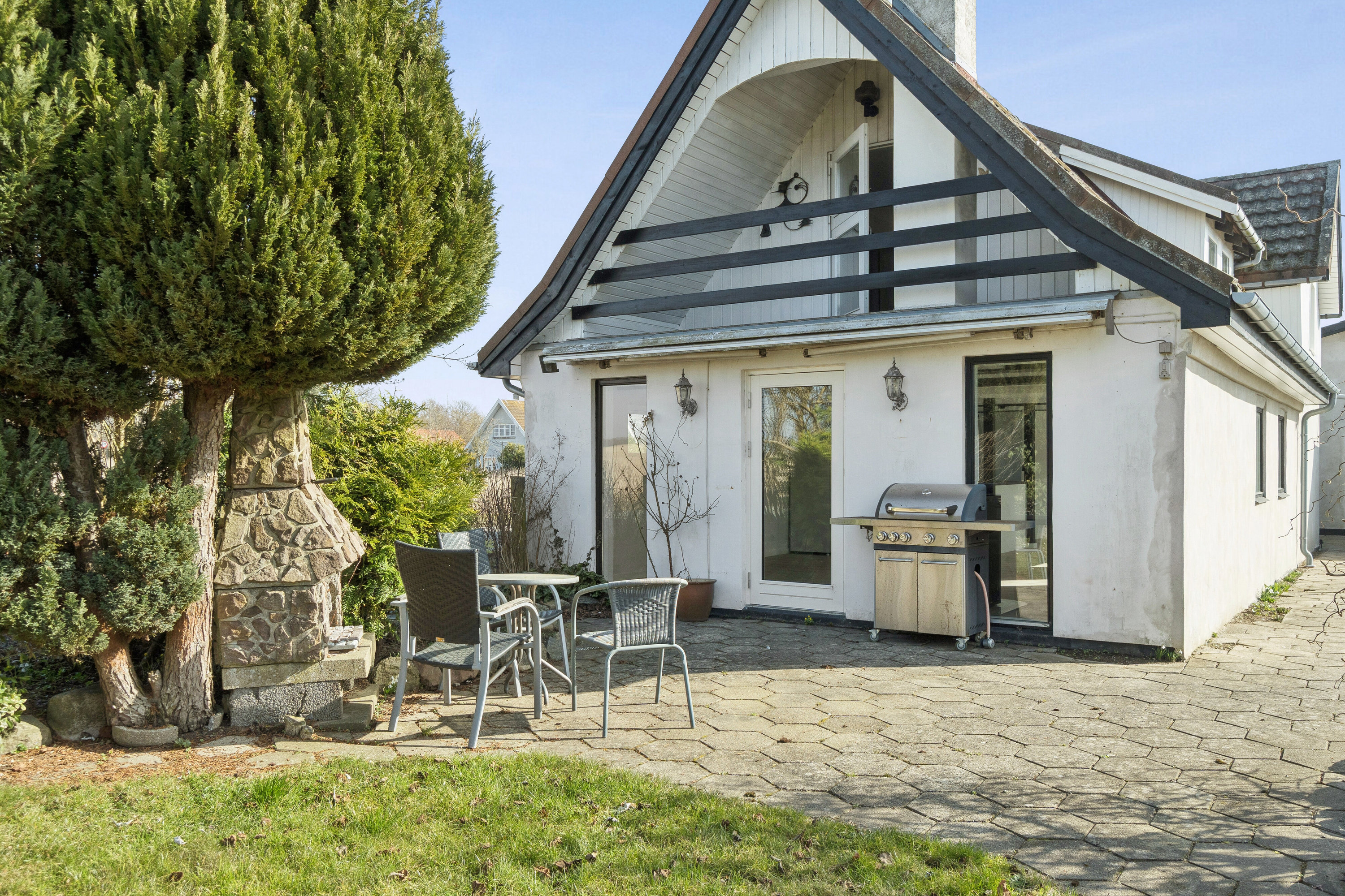 Fremhævet set fra haven billede i fuldskærmstilstand. Billede af Englebjergvej 37, Rønnebækshuse, 4700 Næstved