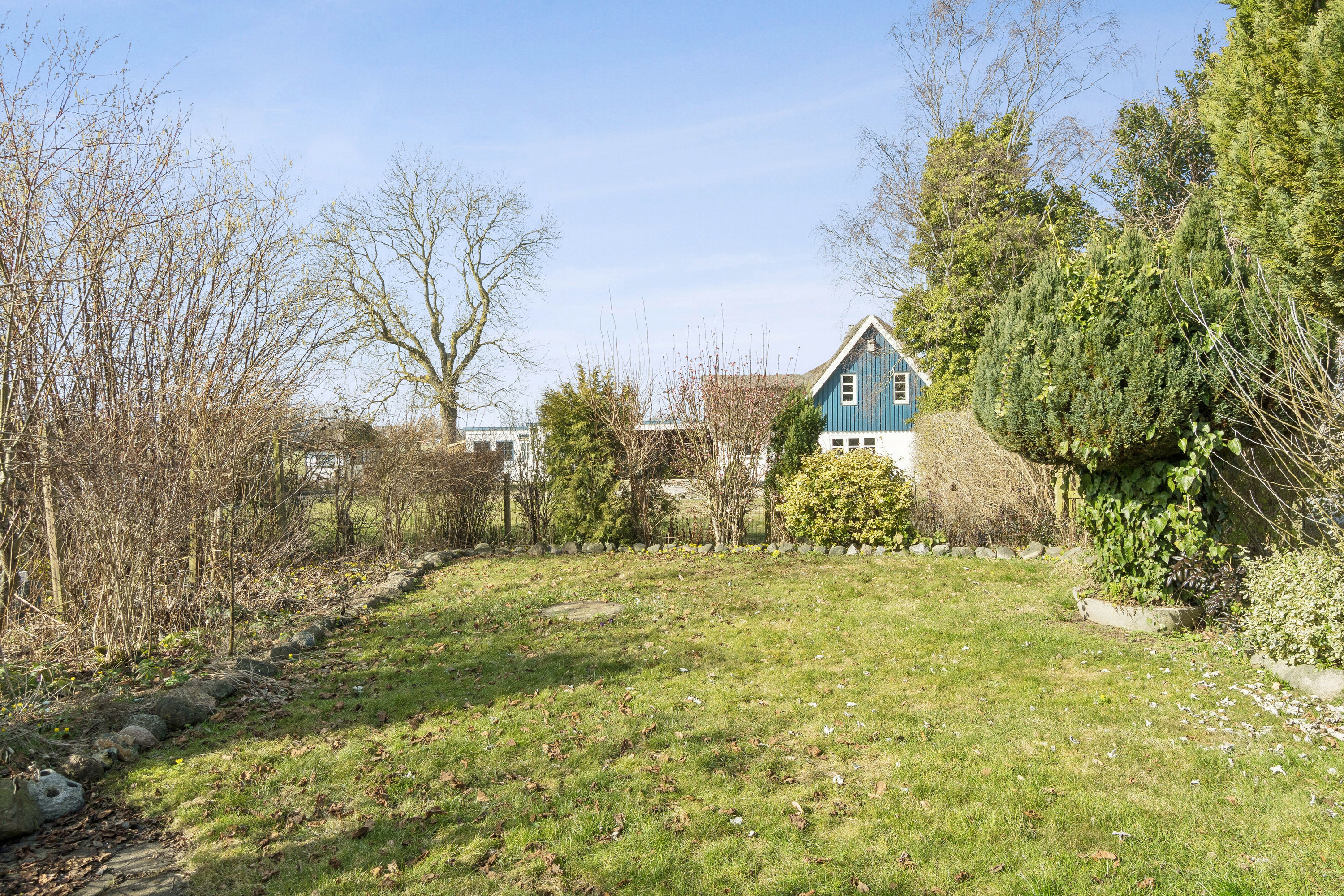 Fremhævet set fra haven billede i fuldskærmstilstand. Billede af Englebjergvej 37, Rønnebækshuse, 4700 Næstved