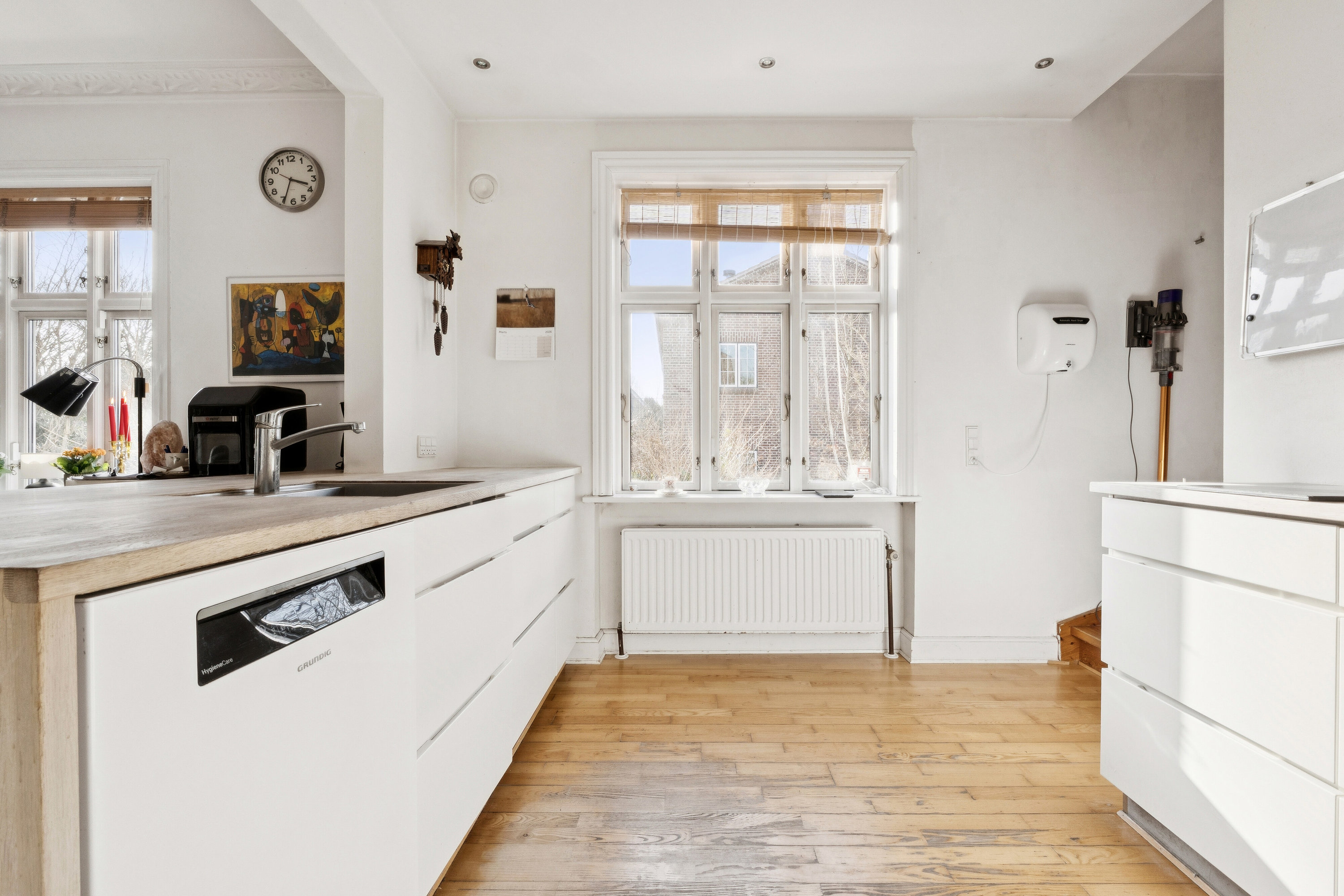 Fremhævet køkken billede i fuldskærmstilstand. Billede af Magnoliavej 31, 8260 Viby J