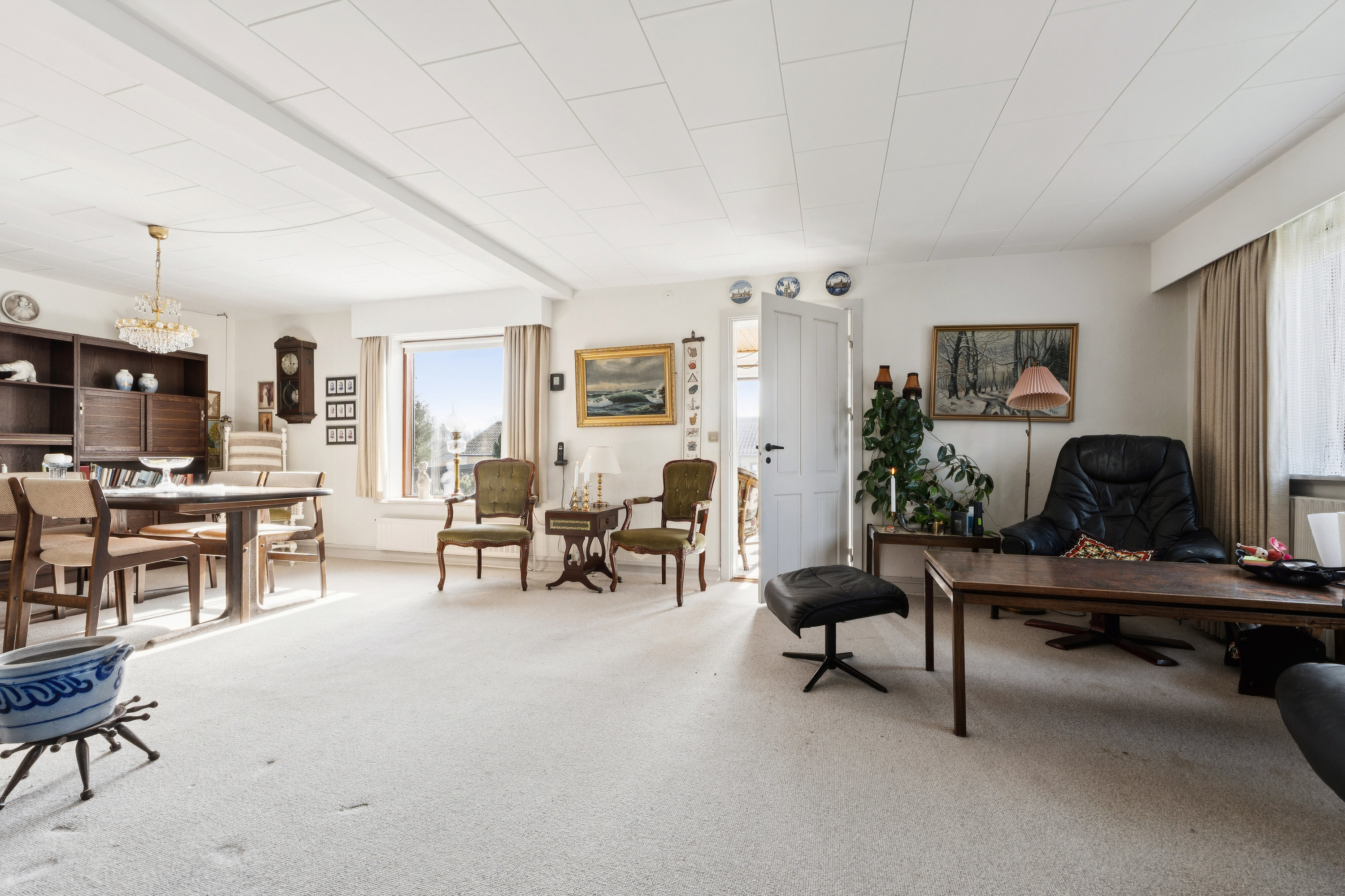 Fremhævet stue billede i fuldskærmstilstand. Billede af Svendborgvej 62, 5750 Ringe