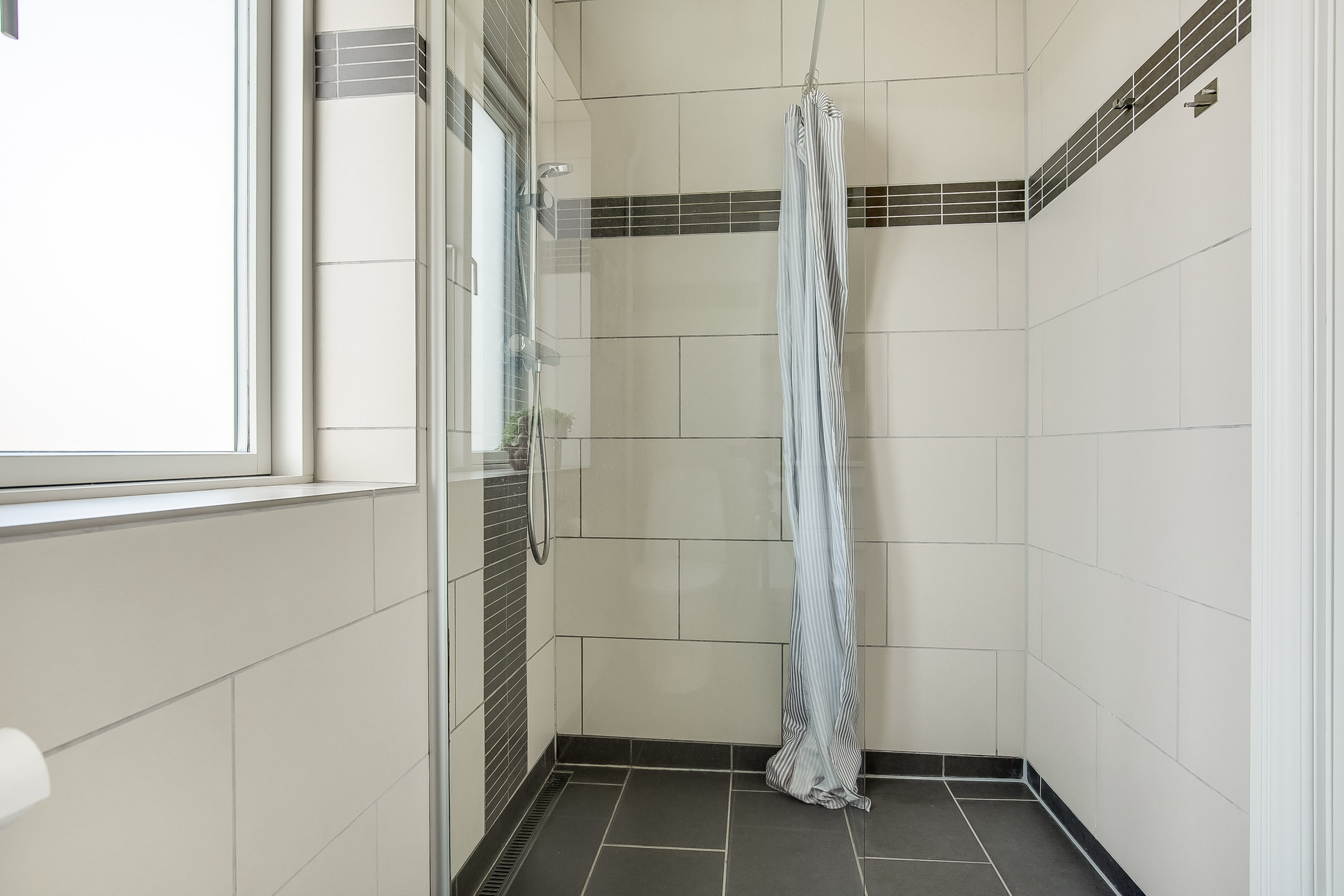 Fremhævet badeværelse billede i fuldskærmstilstand. Billede af A.M.G. Friis Vej 16, 6000 Kolding