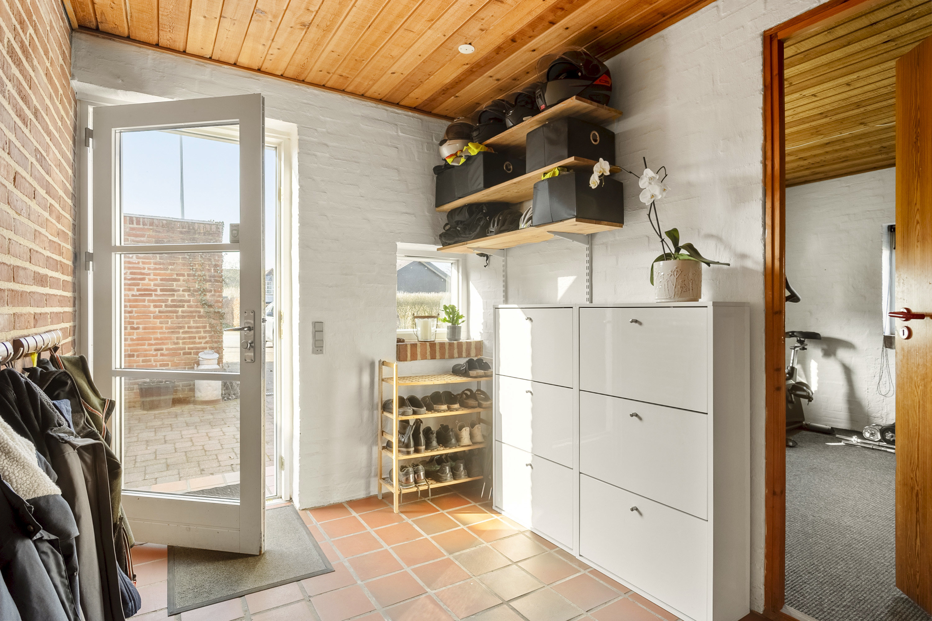 Fremhævet entré billede i fuldskærmstilstand. Billede af Rugtoften 76, Skodborg, 6630 Rødding