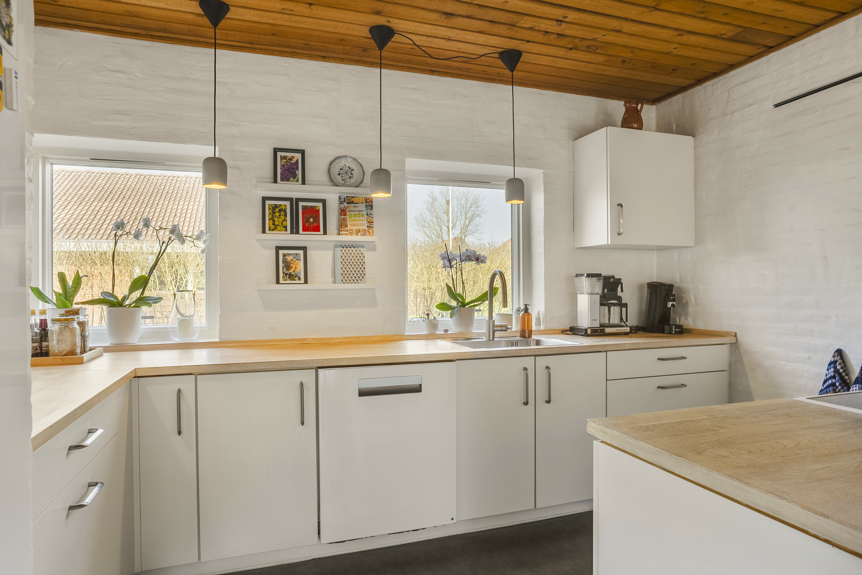 Fremhævet køkken billede i fuldskærmstilstand. Billede af Rugtoften 76, Skodborg, 6630 Rødding