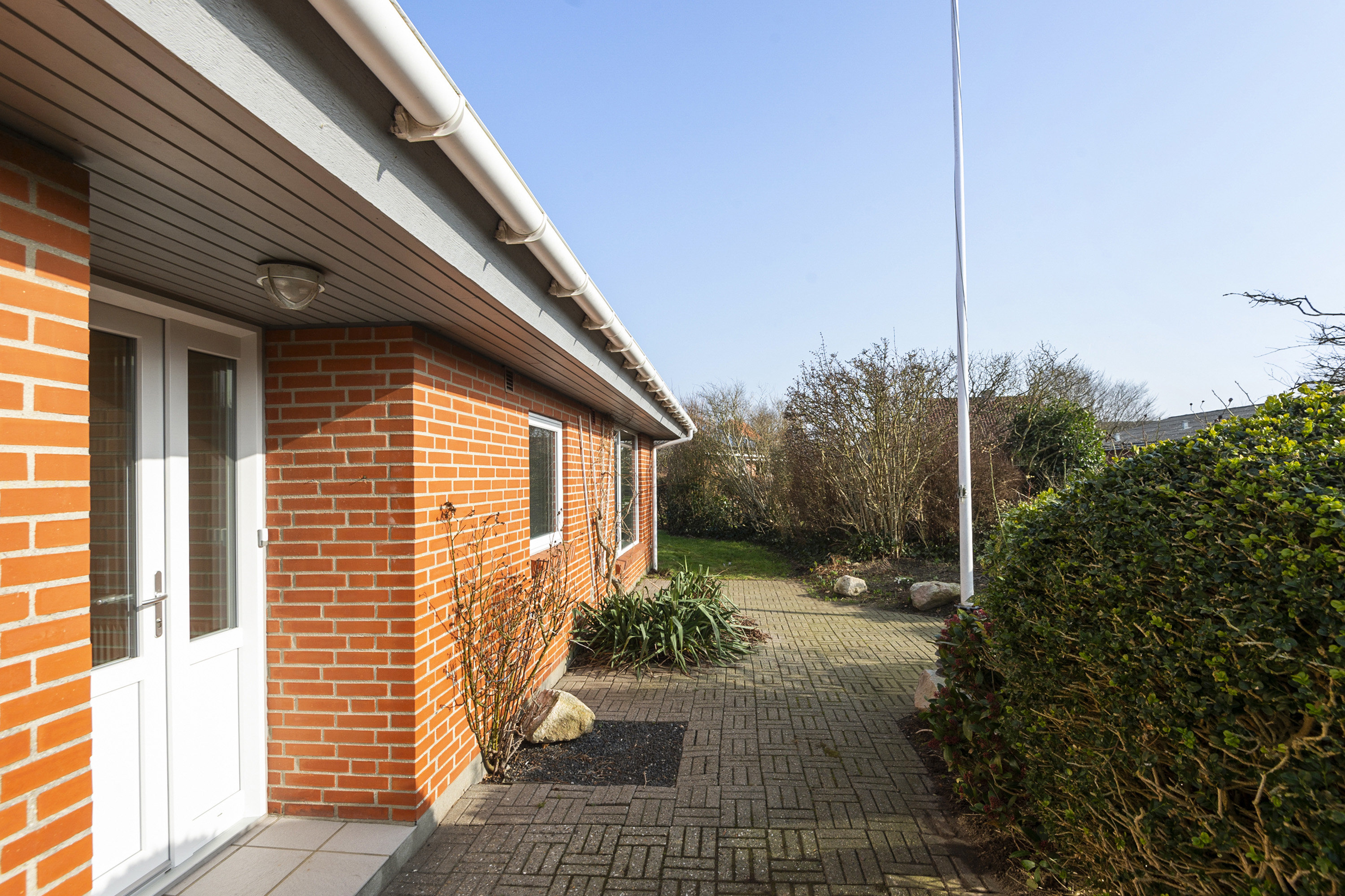 Fremhævet ejendommen billede i fuldskærmstilstand. Billede af Syrenvej 4, 6855 Outrup