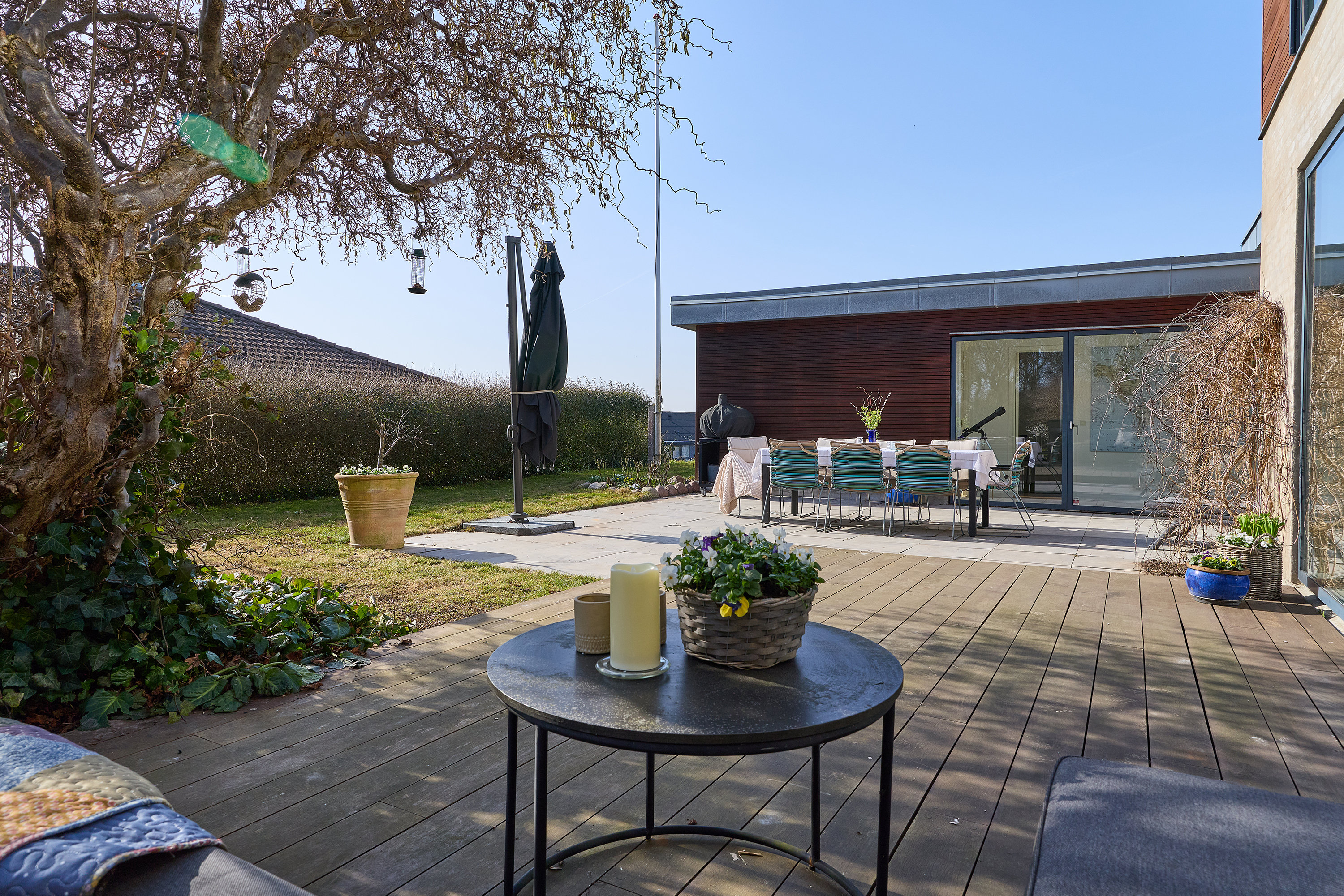 Fremhævet terrasse billede i fuldskærmstilstand. Billede af Tulipanvej 12, 3600 Frederikssund