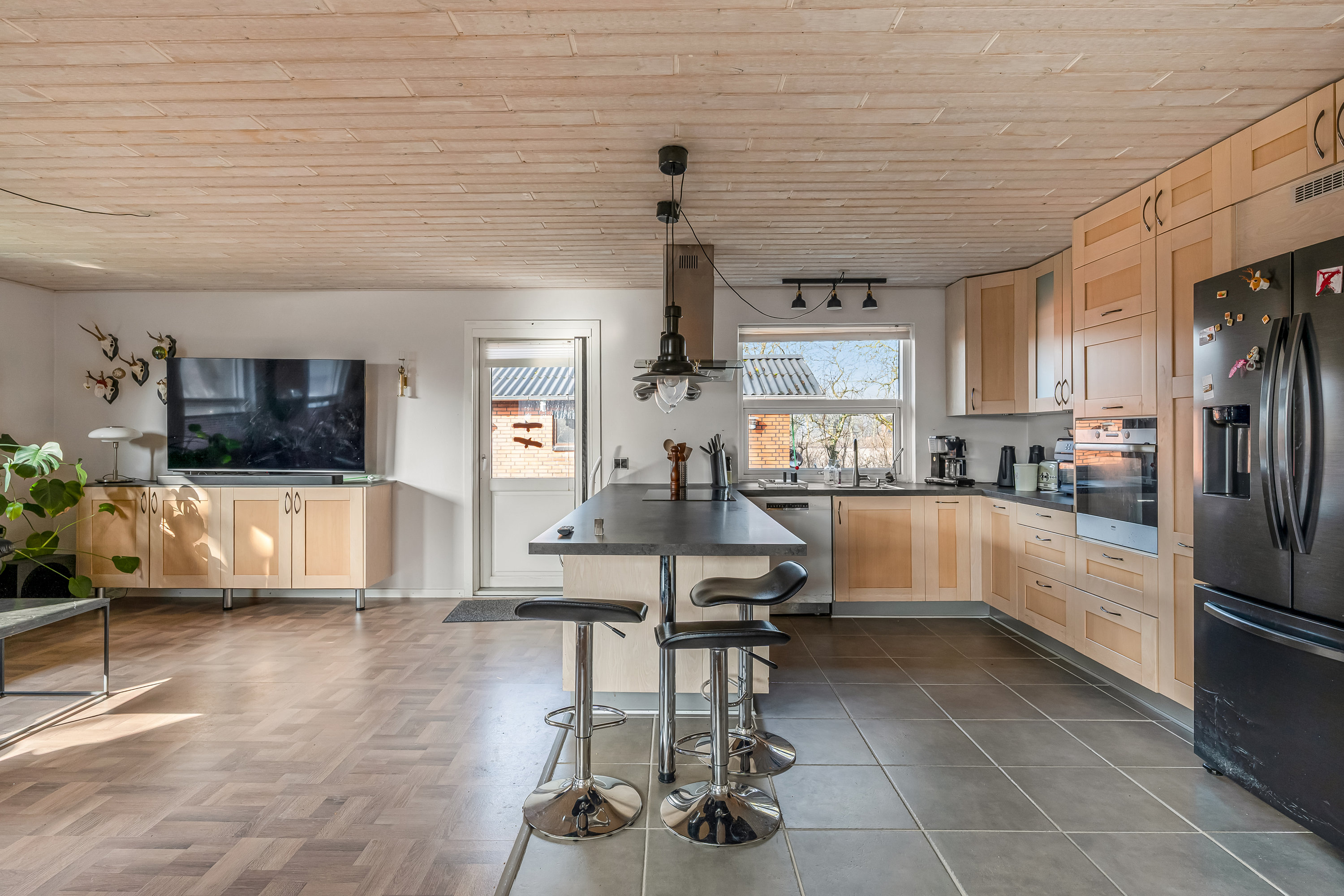 Fremhævet køkken alrum billede i fuldskærmstilstand. Billede af Hodsagervej 40, Simmelkær, 7451 Sunds