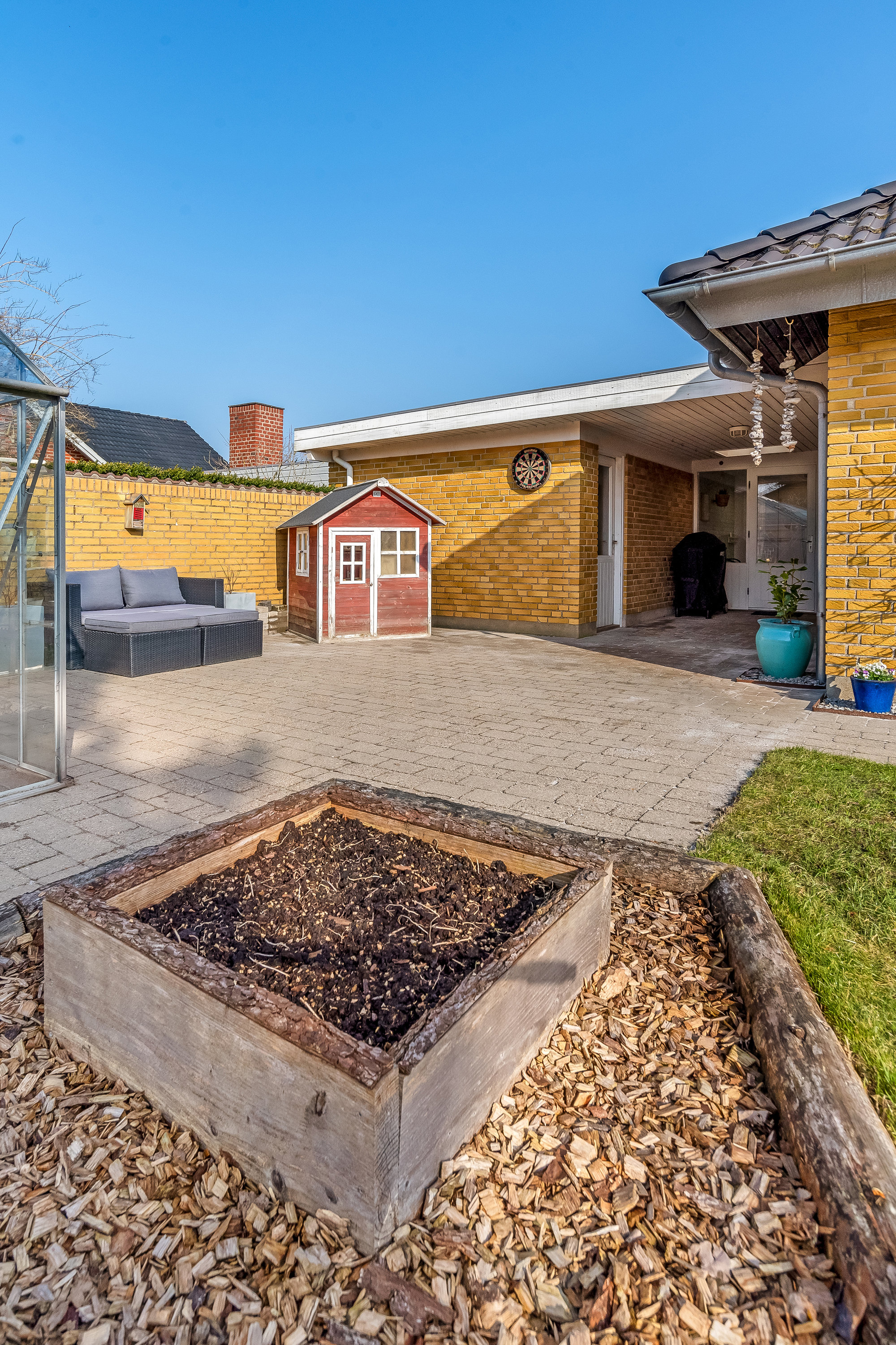 Fremhævet terrasse billede i fuldskærmstilstand. Billede af Parkvej 152, 7500 Holstebro