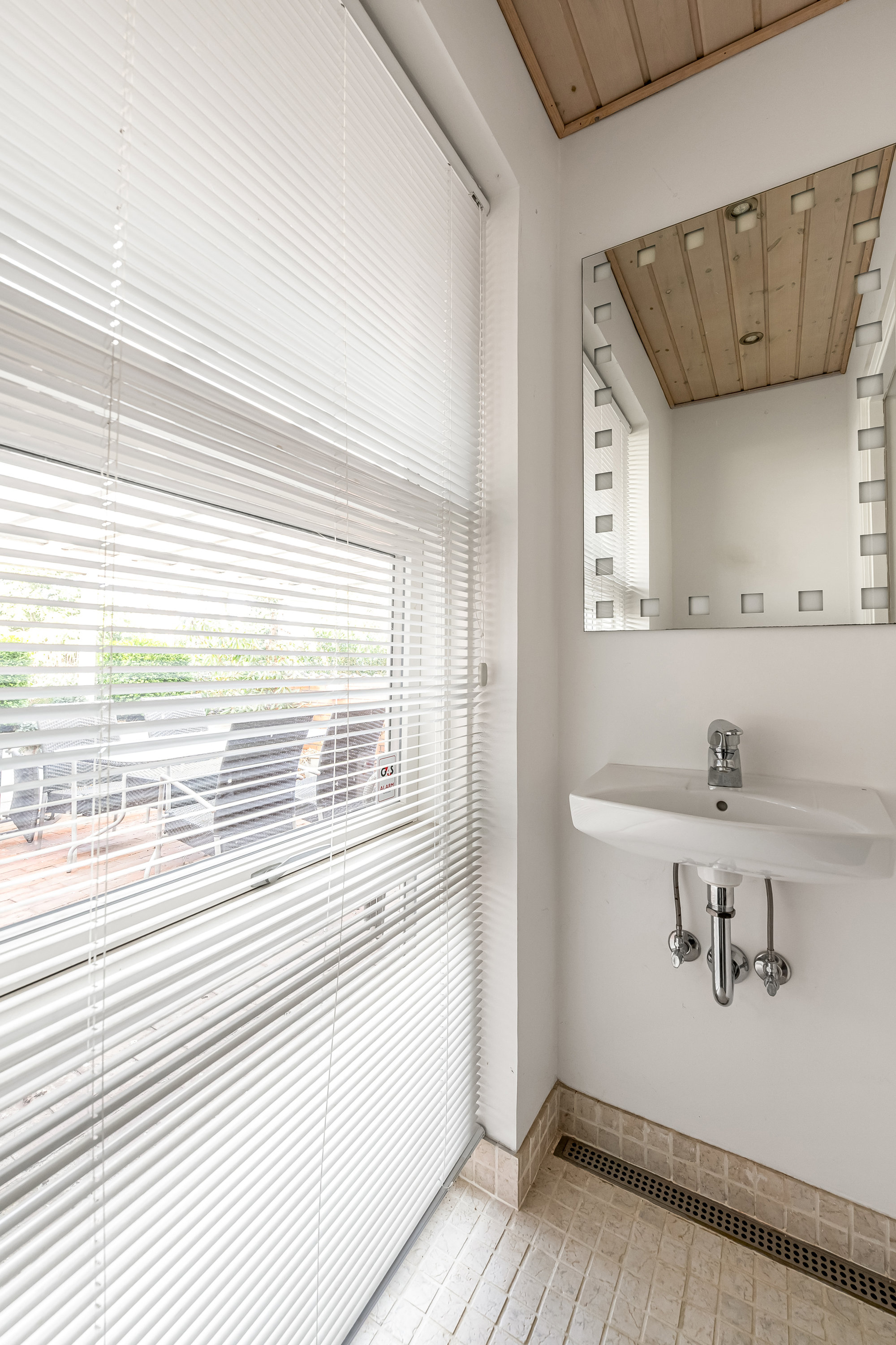 Fremhævet toilet billede i fuldskærmstilstand. Billede af Weysesvej 12, 7400 Herning