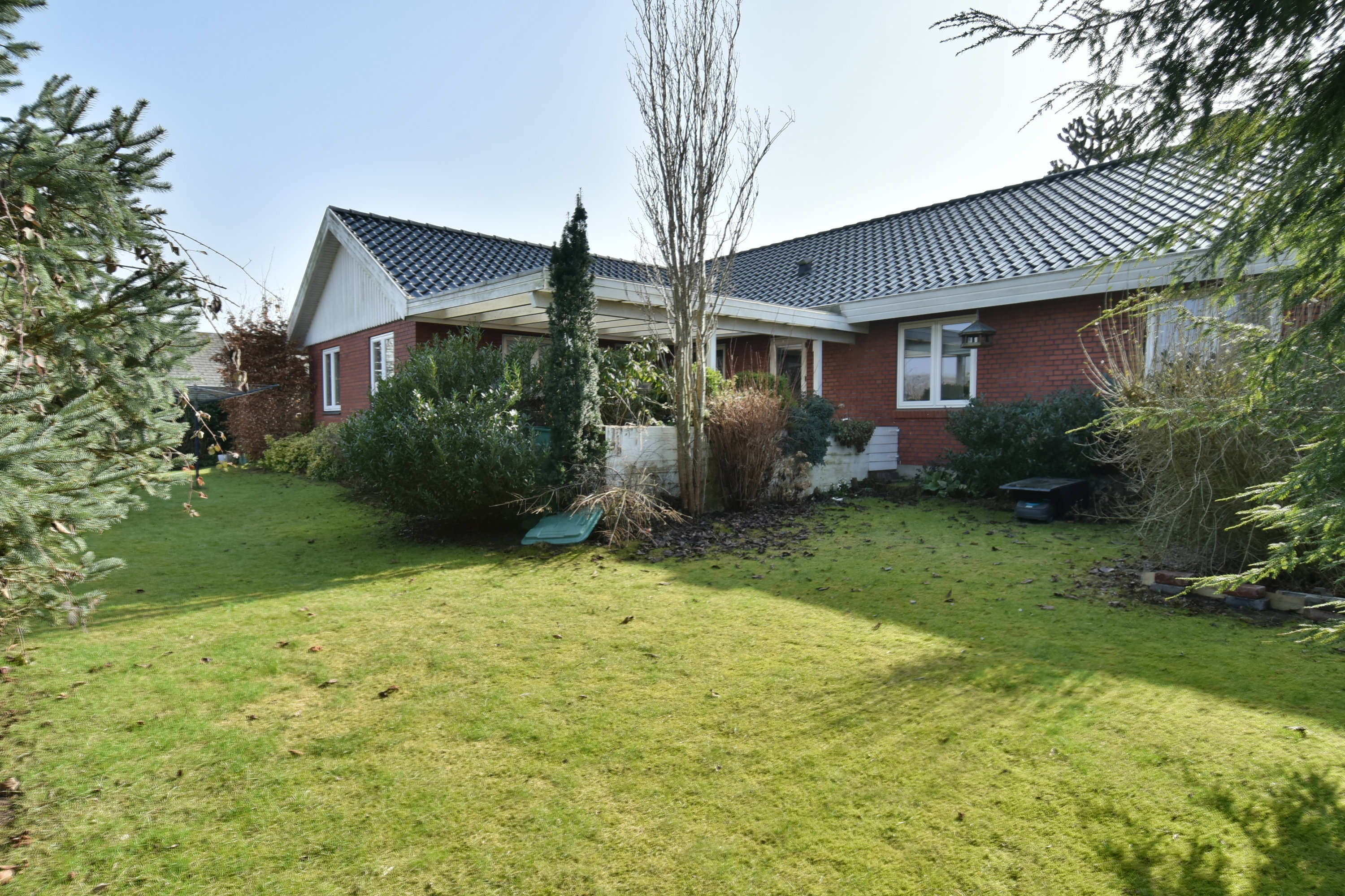 Fremhævet have billede i fuldskærmstilstand. Billede af Weysesvej 12, 7400 Herning