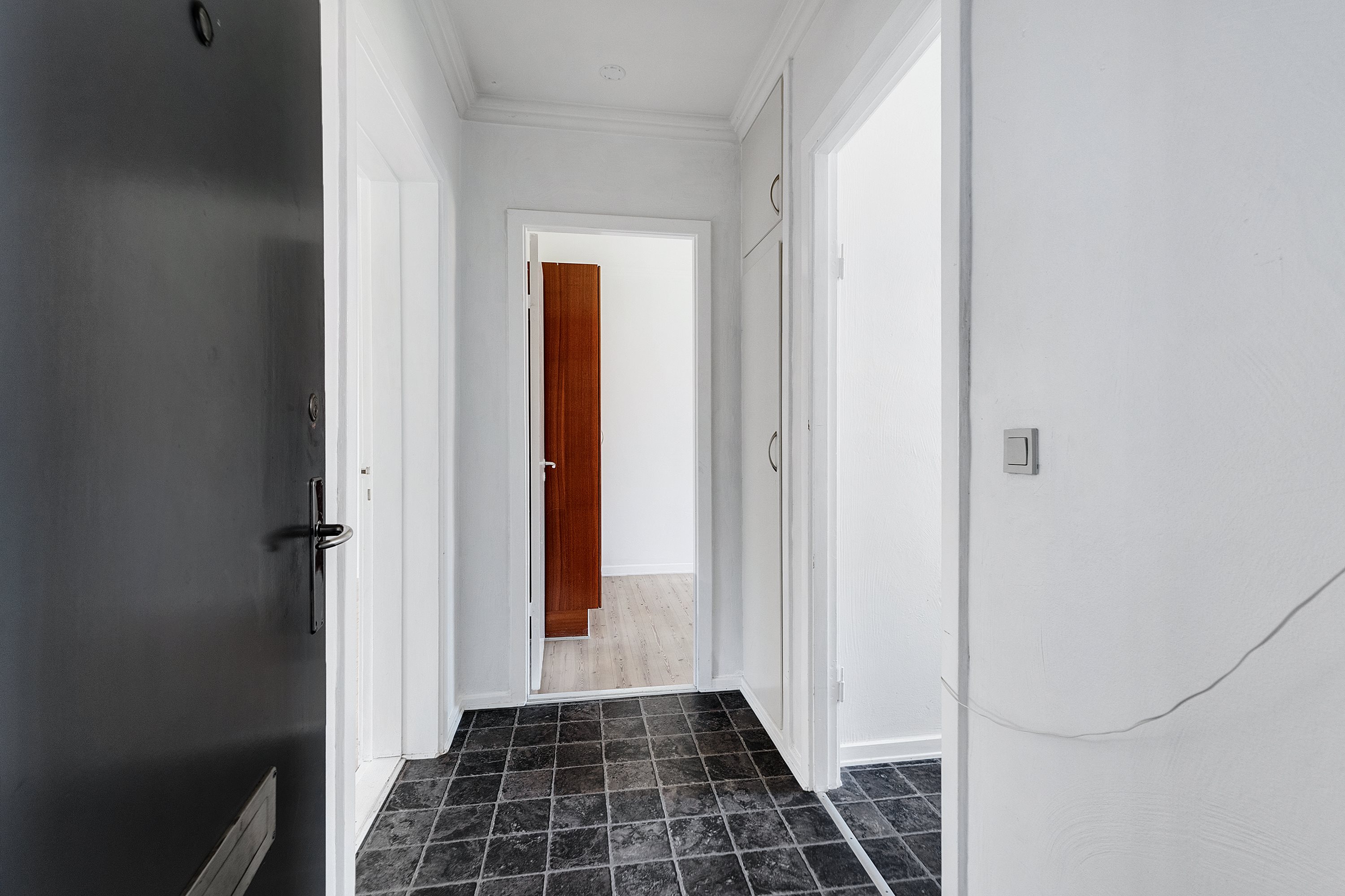 Fremhævet entré billede i fuldskærmstilstand. Billede af Lathyrusvej 22, 1. th., 8930 Randers NØ