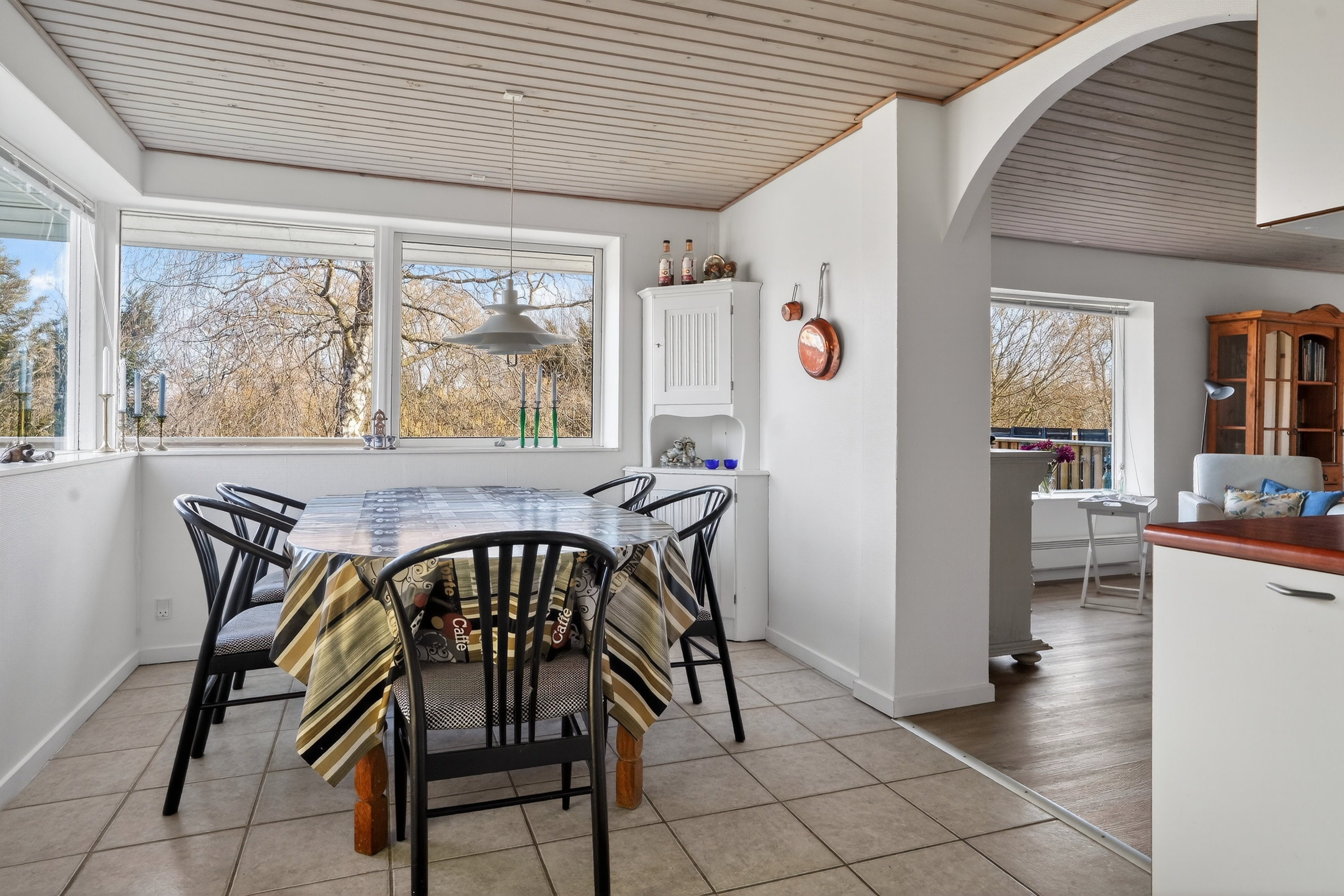 Fremhævet spisestue billede i fuldskærmstilstand. Billede af Hertasvej 15, Nyrup, 4500 Nykøbing Sj