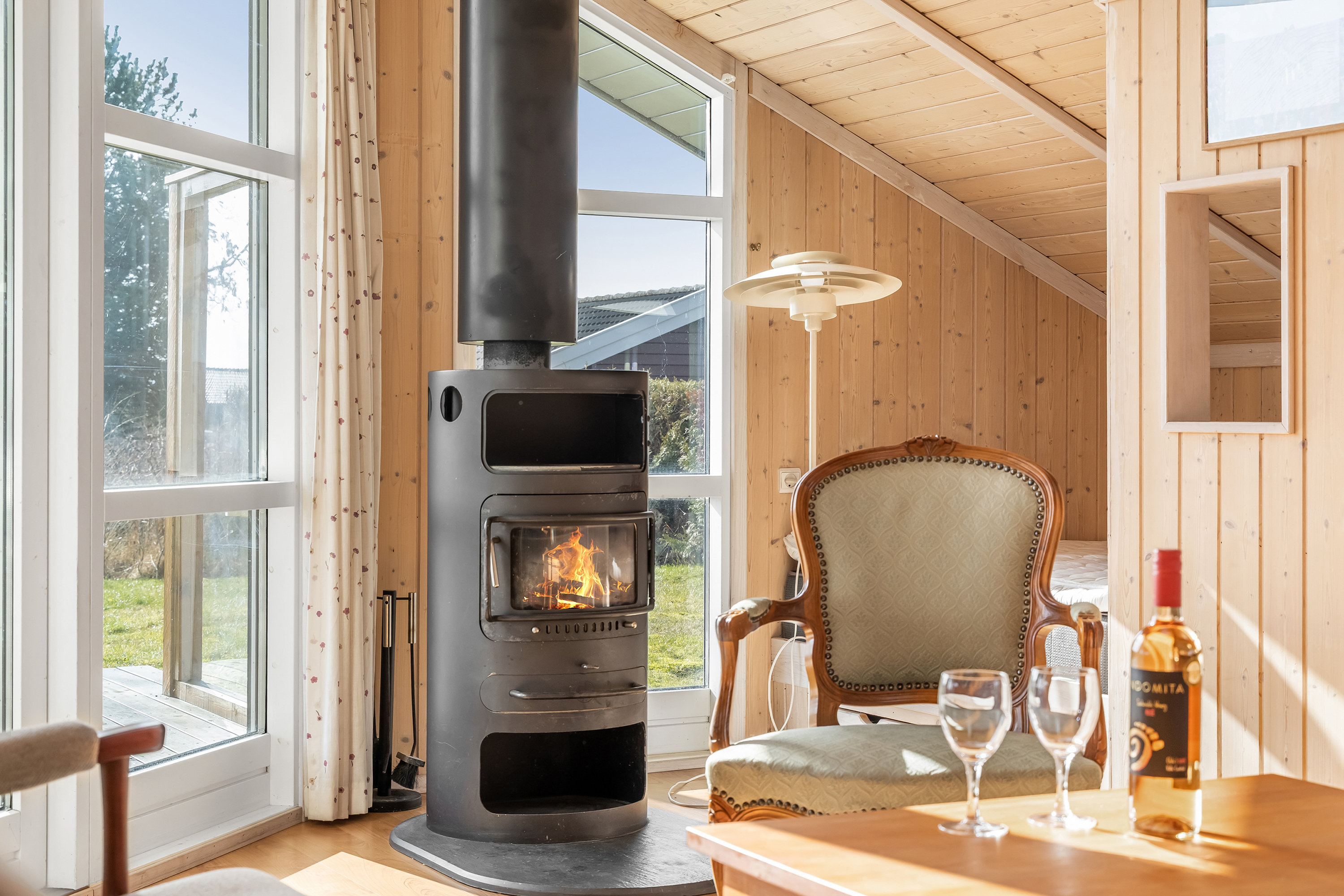 Fremhævet stue billede i fuldskærmstilstand. Billede af Strandlinien 10, Gerlev Strandpark, 3630 Jægerspris
