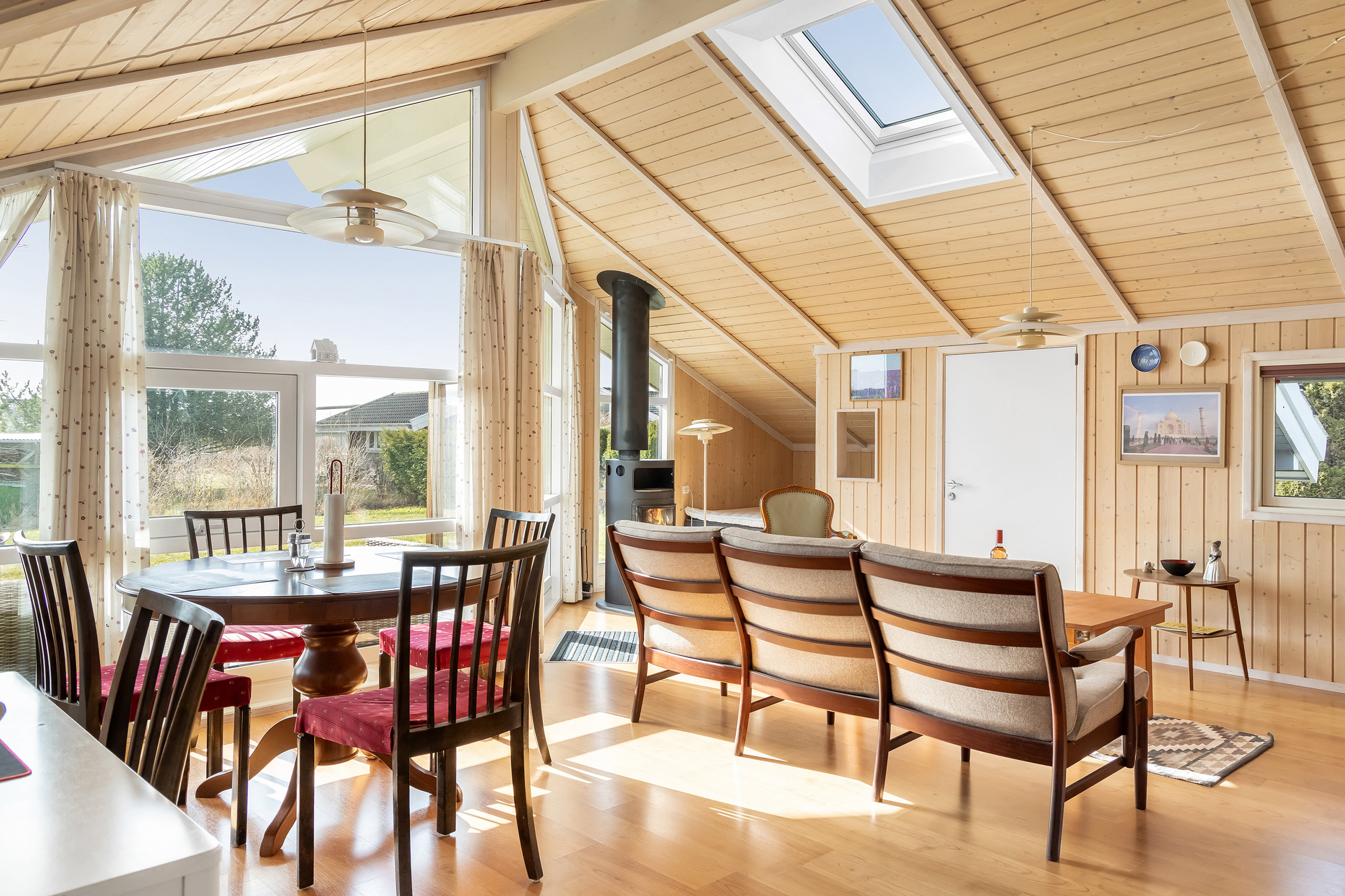 Fremhævet stue billede i fuldskærmstilstand. Billede af Strandlinien 10, Gerlev Strandpark, 3630 Jægerspris