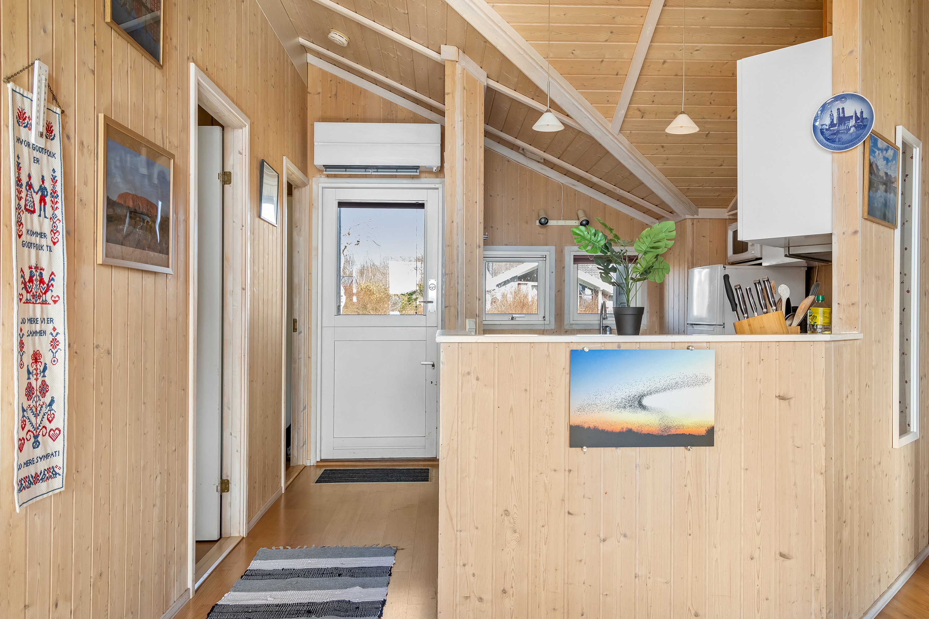 Fremhævet køkken alrum billede i fuldskærmstilstand. Billede af Strandlinien 10, Gerlev Strandpark, 3630 Jægerspris