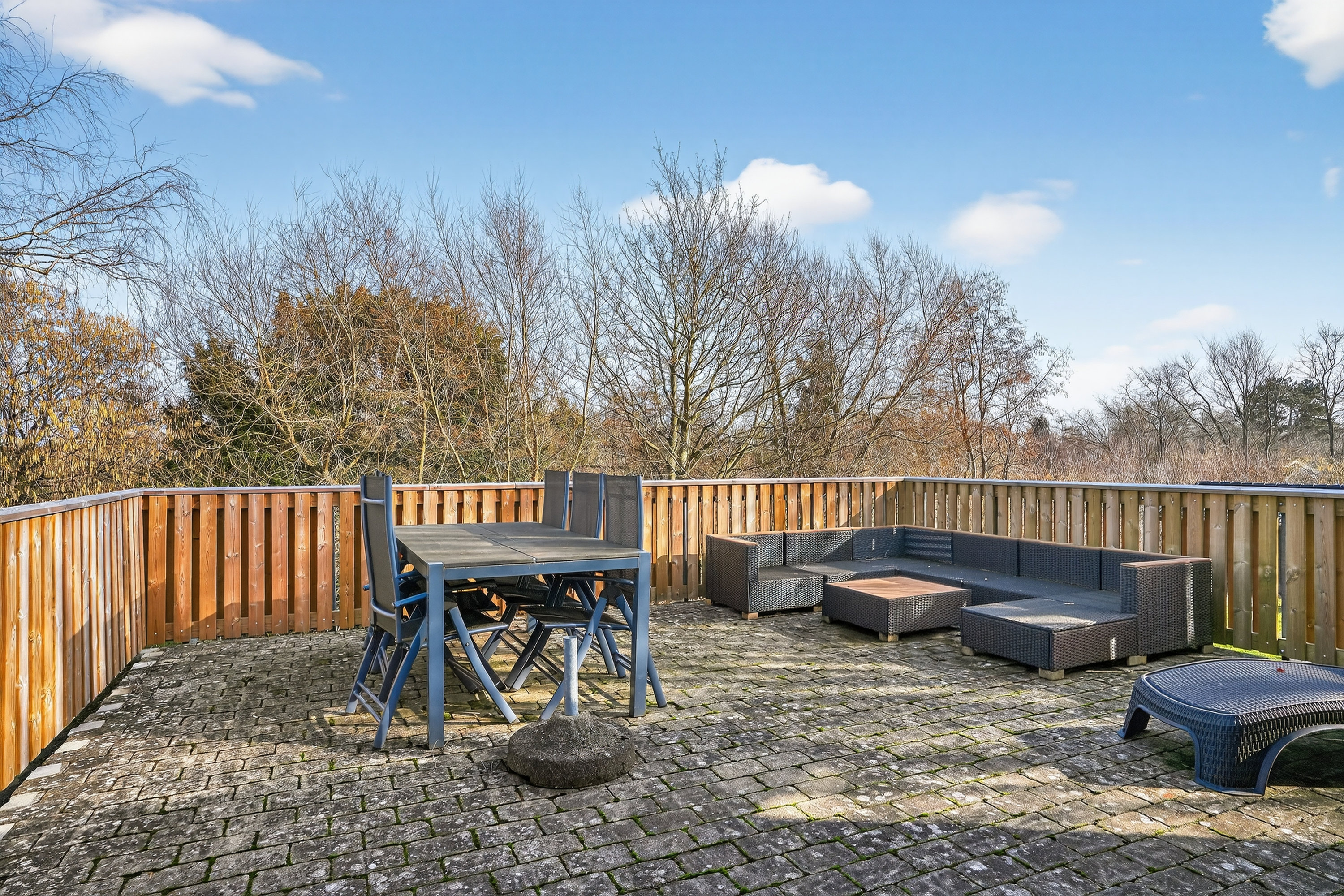 Fremhævet terrasse billede i fuldskærmstilstand. Billede af Hertasvej 15, Nyrup, 4500 Nykøbing Sj