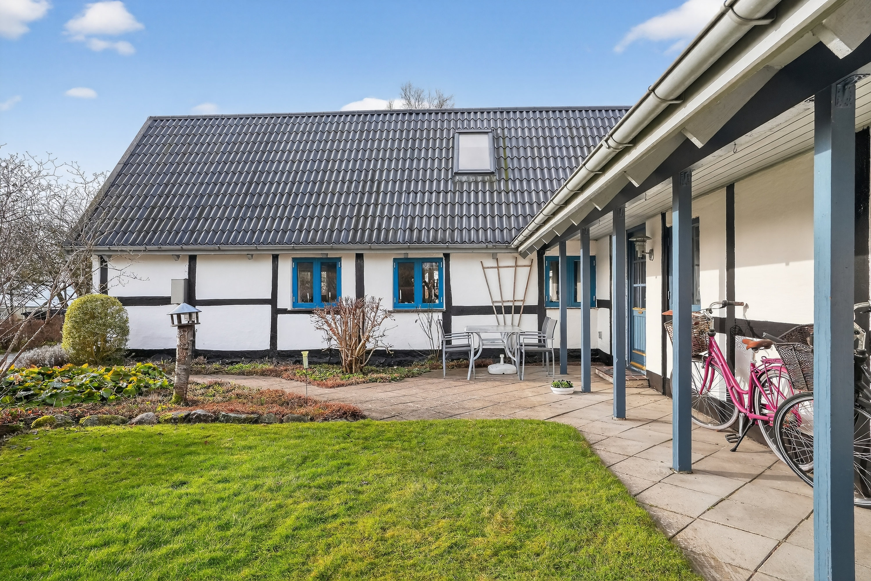 Fremhævet terrasse billede i fuldskærmstilstand. Billede af Naurbjergvej 19, Kr Skensved, 4622 Havdrup