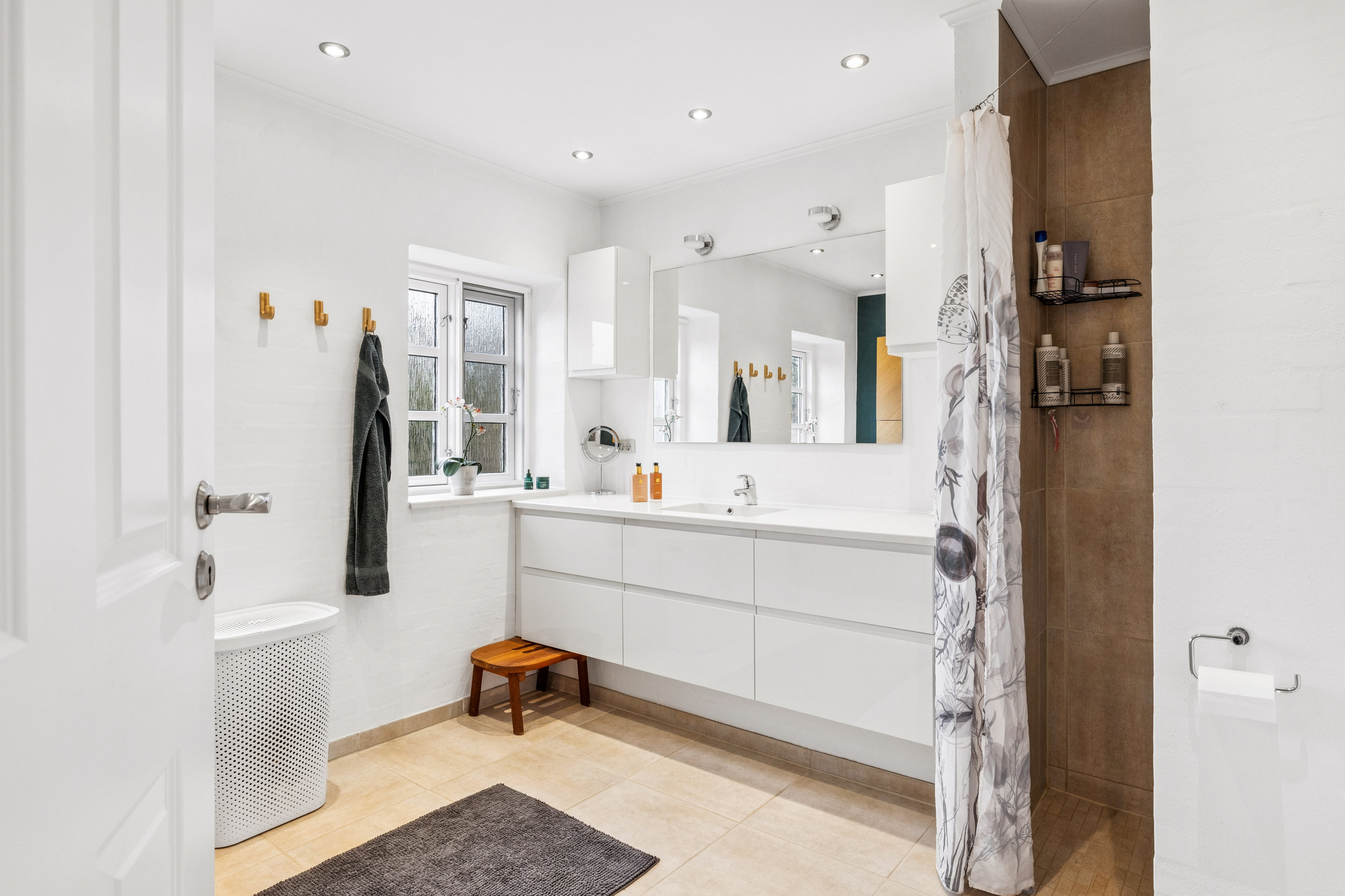 Fremhævet badeværelse billede i fuldskærmstilstand. Billede af Birkedalvej 24, Skindbjerg, 8500 Grenaa