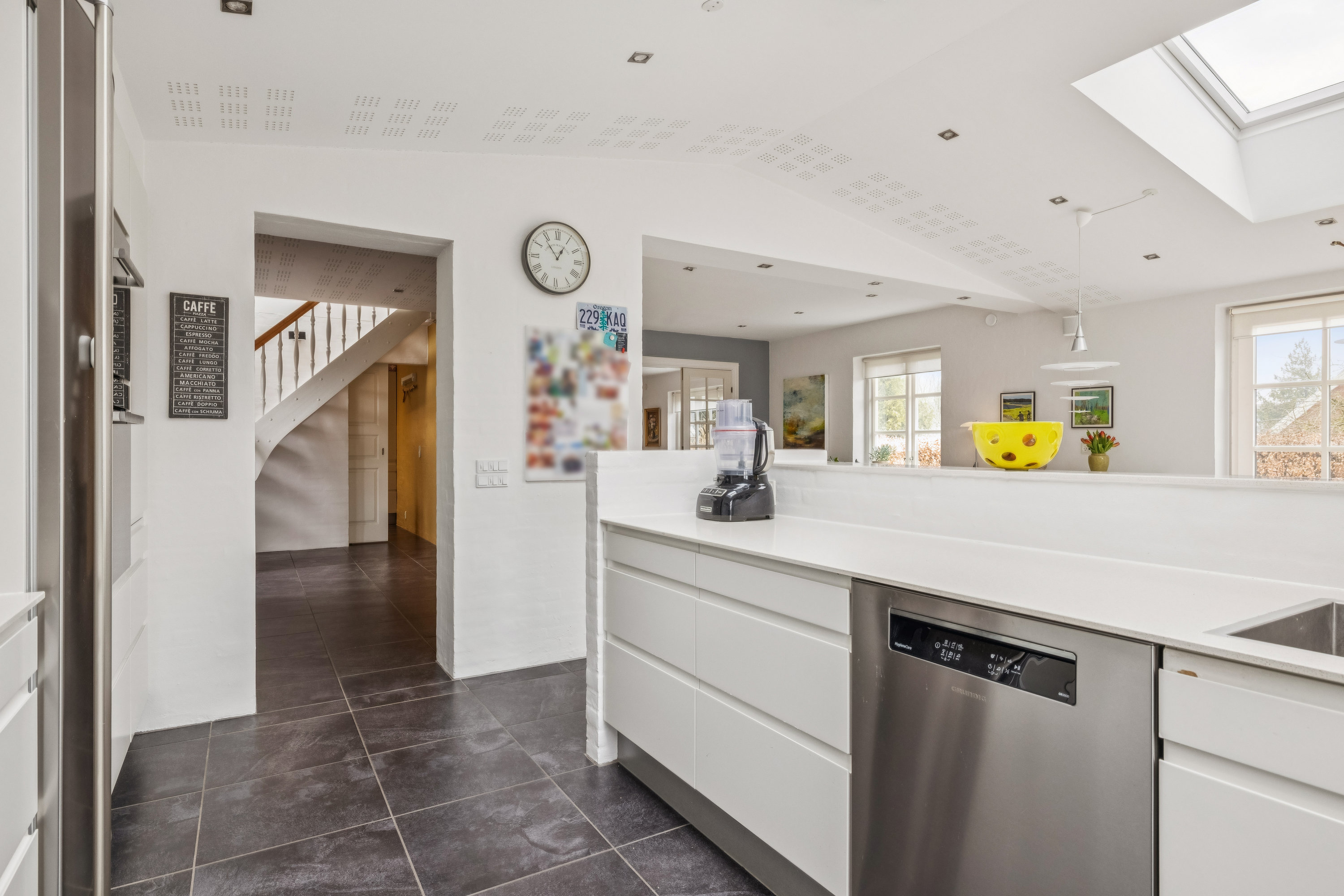 Fremhævet køkken billede i fuldskærmstilstand. Billede af Vibevej 8, 8410 Rønde