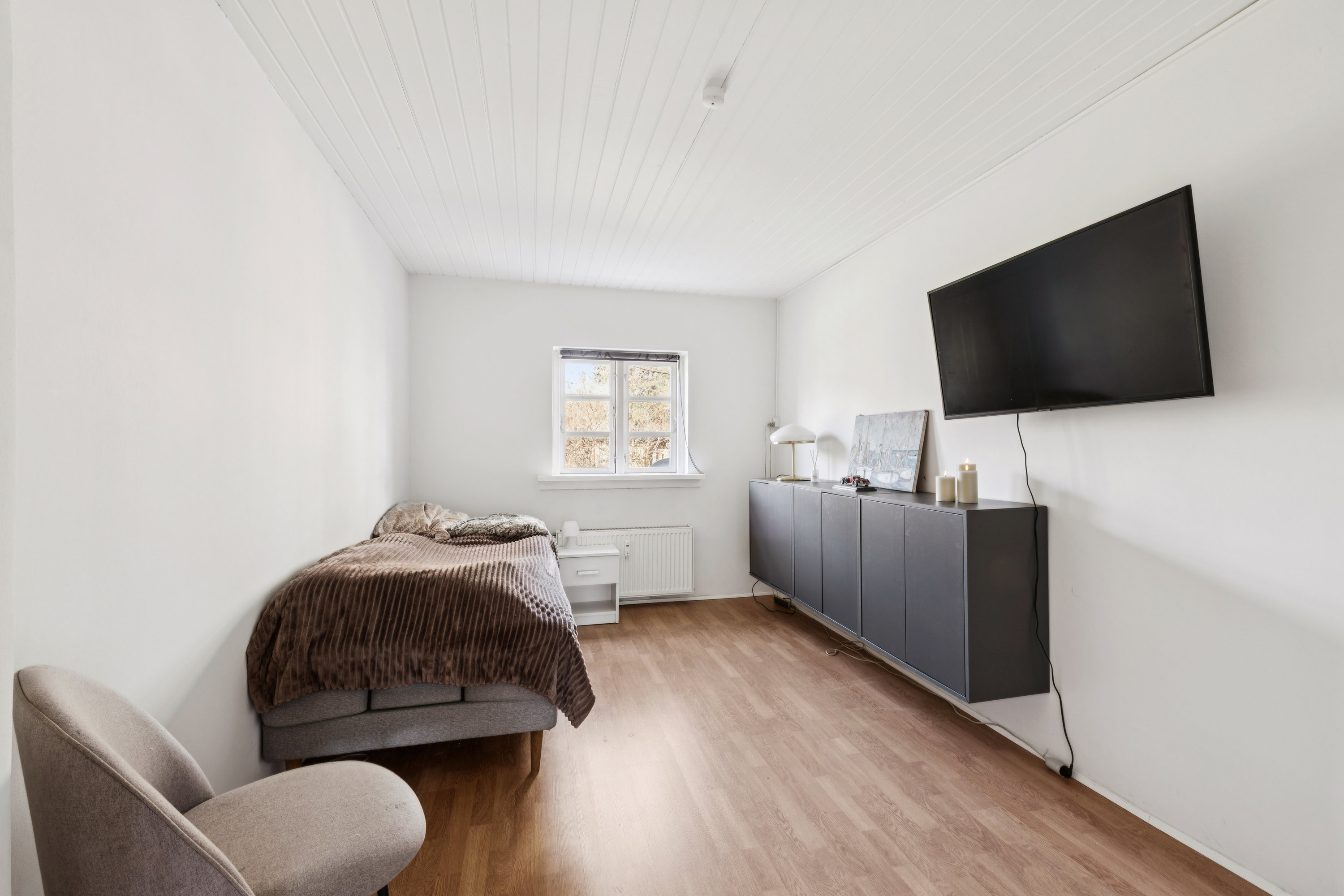 Fremhævet værelse billede i fuldskærmstilstand. Billede af Islevhusvej 68, st.. th., 2700 Brønshøj