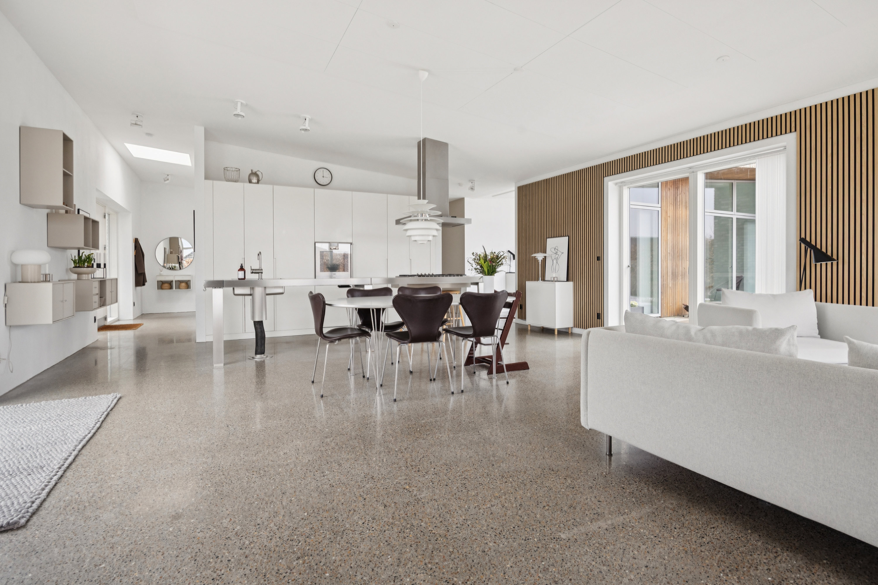 Fremhævet stue billede i fuldskærmstilstand. Billede af Gustav Zimmersvej 108, Nørhalne, 9430 Vadum