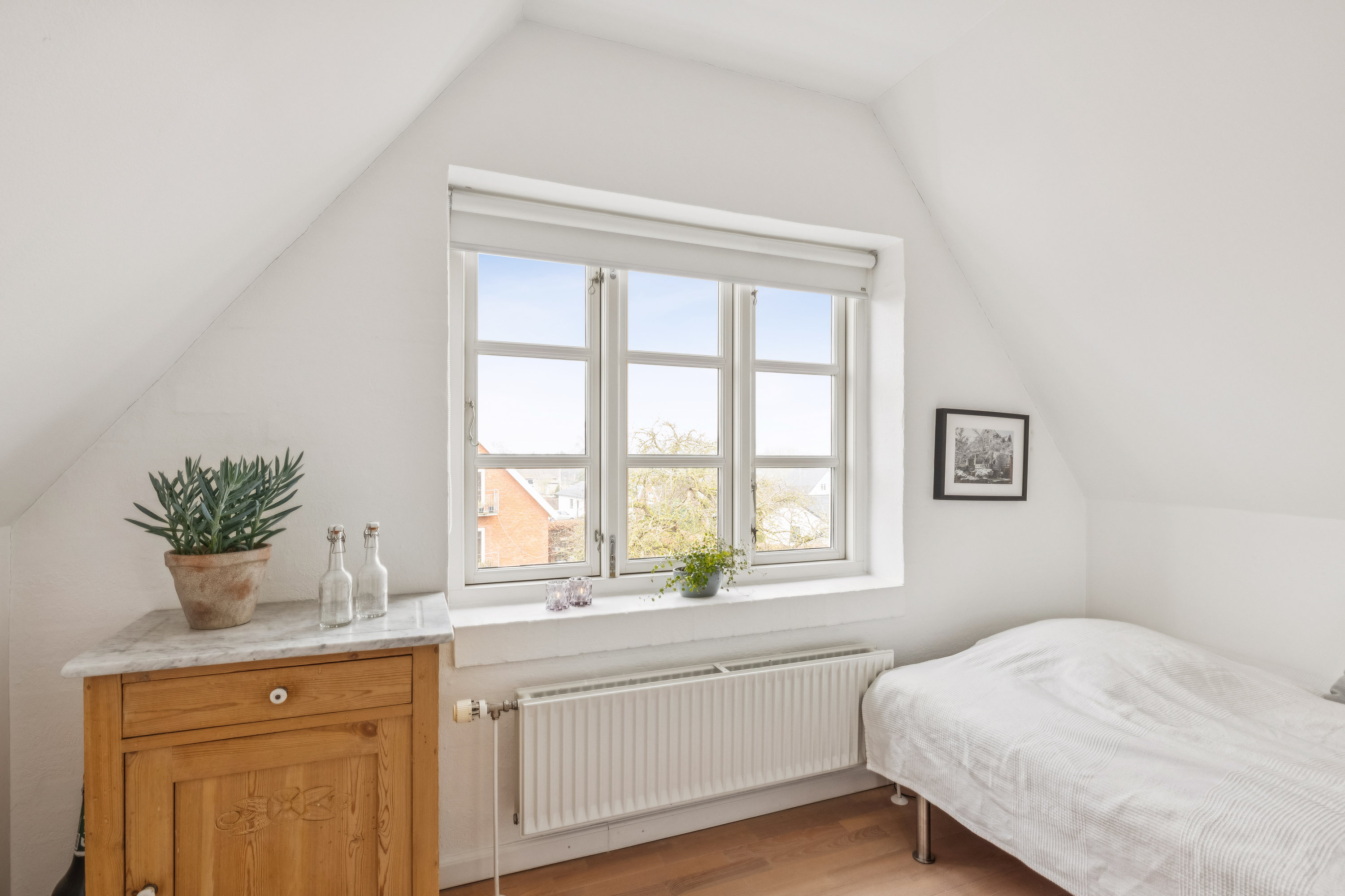 Fremhævet værelse billede i fuldskærmstilstand. Billede af Vibevej 8, 8410 Rønde