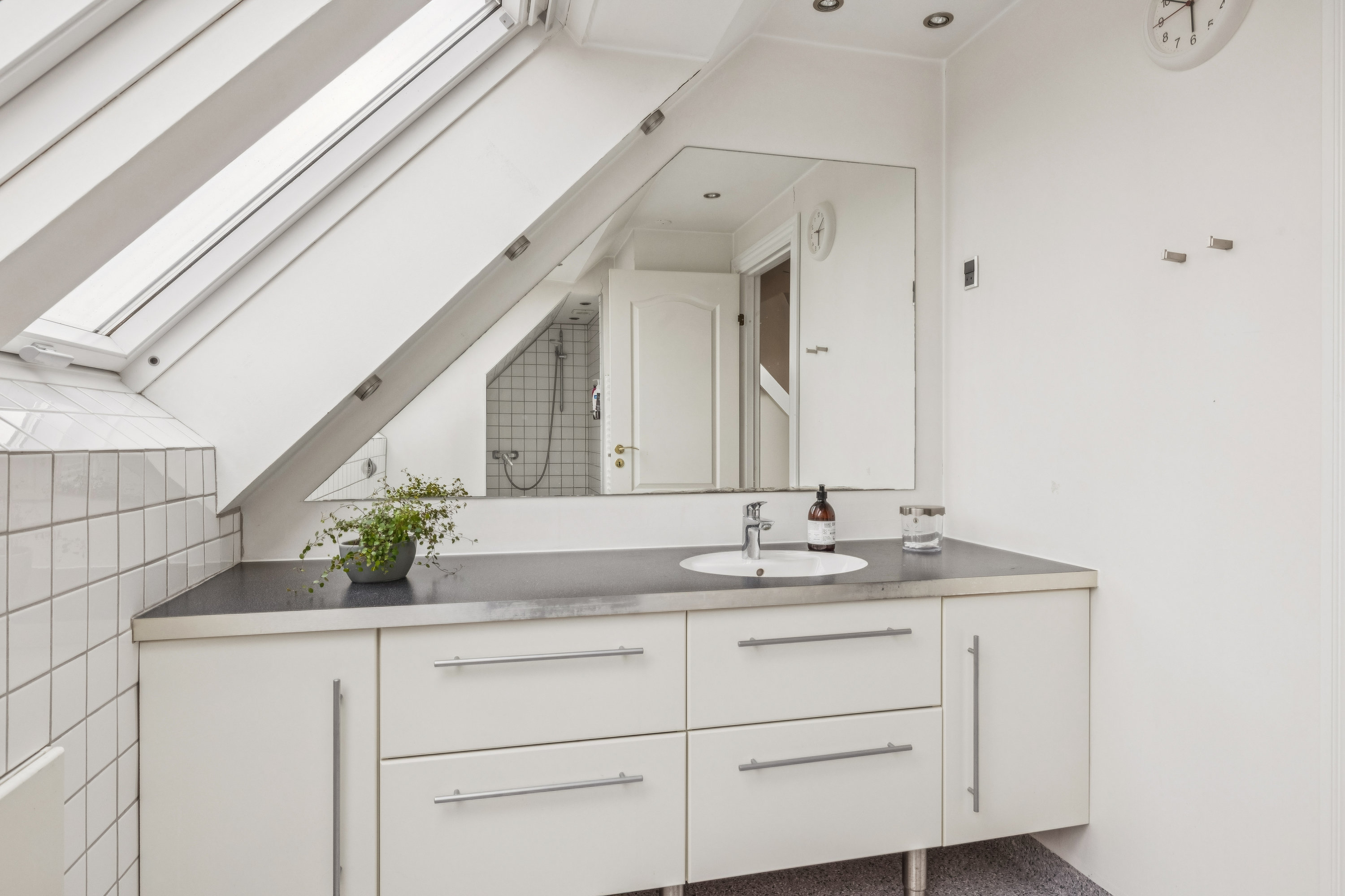 Fremhævet køkken billede i fuldskærmstilstand. Billede af Vibevej 8, 8410 Rønde