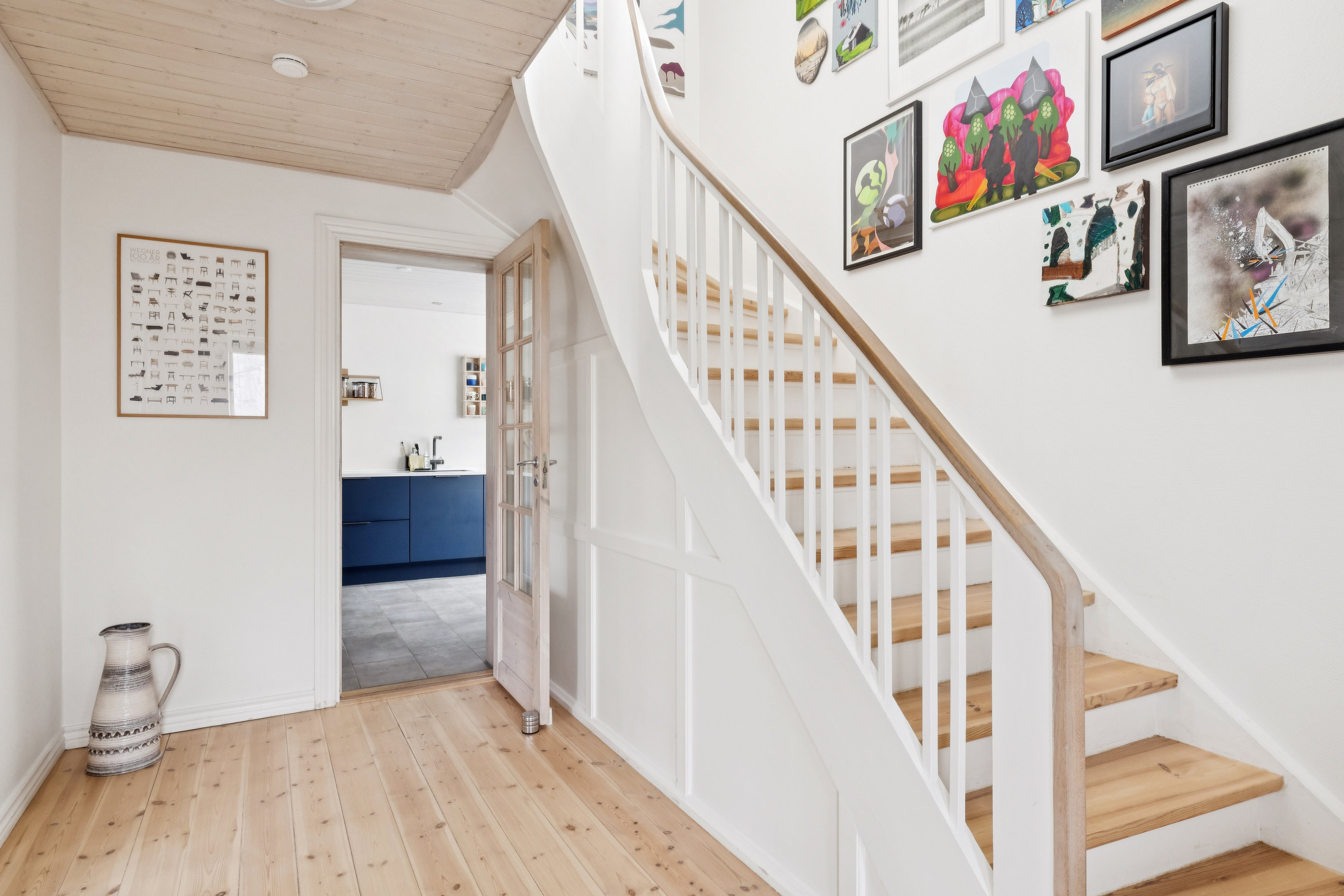 Fremhævet gang billede i fuldskærmstilstand. Billede af Dalvej 4, 8800 Viborg