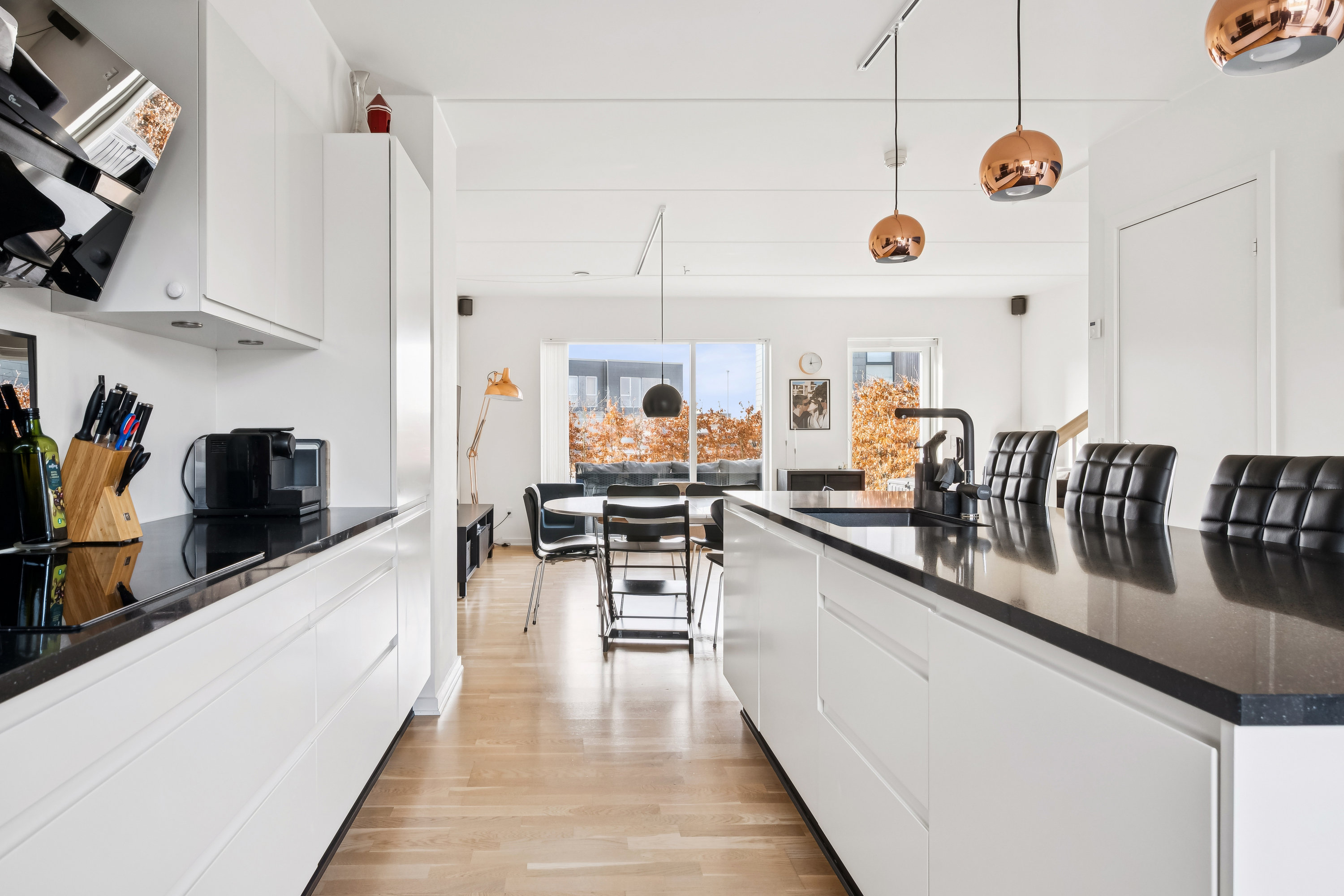 Fremhævet køkken billede i fuldskærmstilstand. Billede af Egå Engvej 54, 8250 Egå