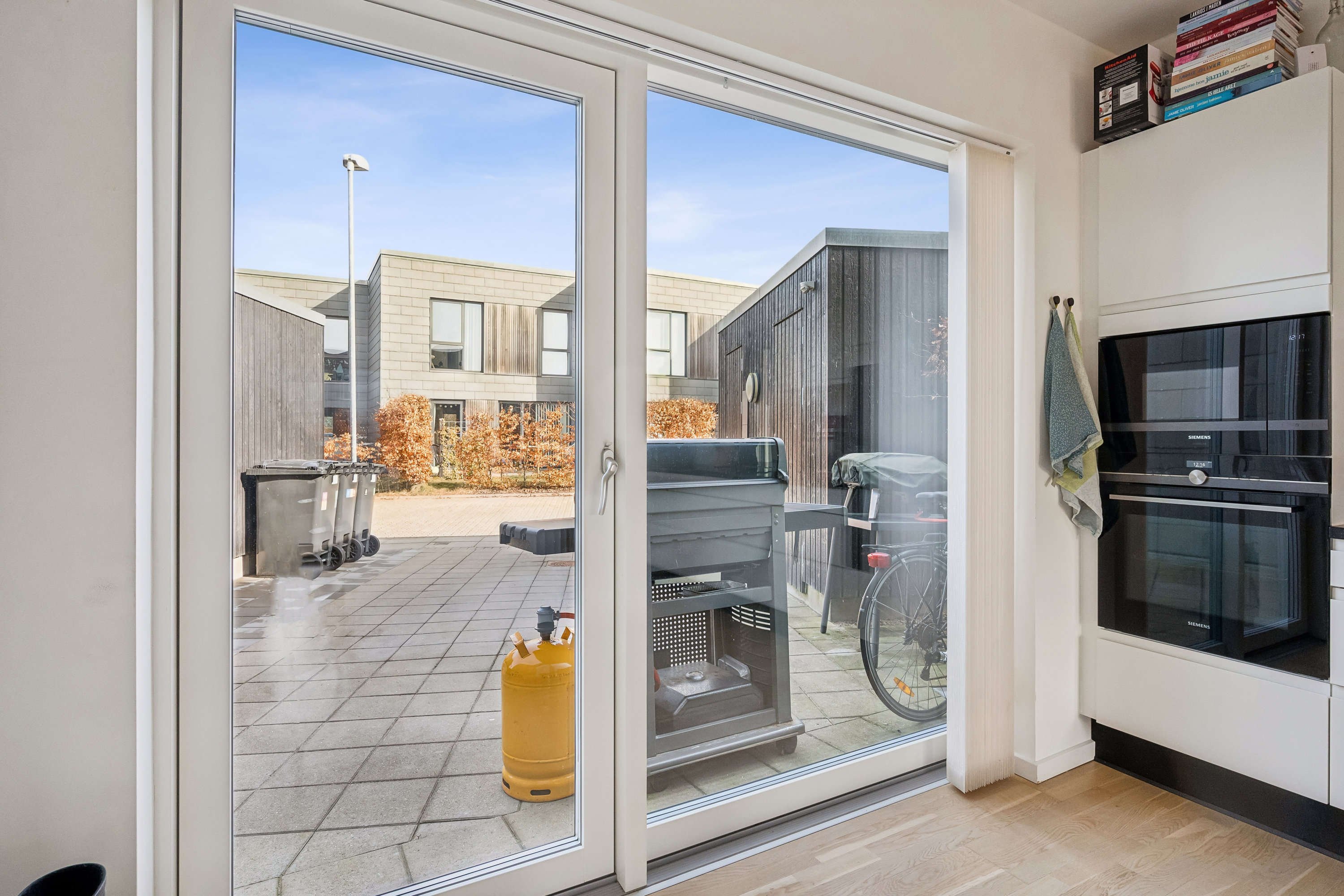 Fremhævet gang billede i fuldskærmstilstand. Billede af Egå Engvej 54, 8250 Egå