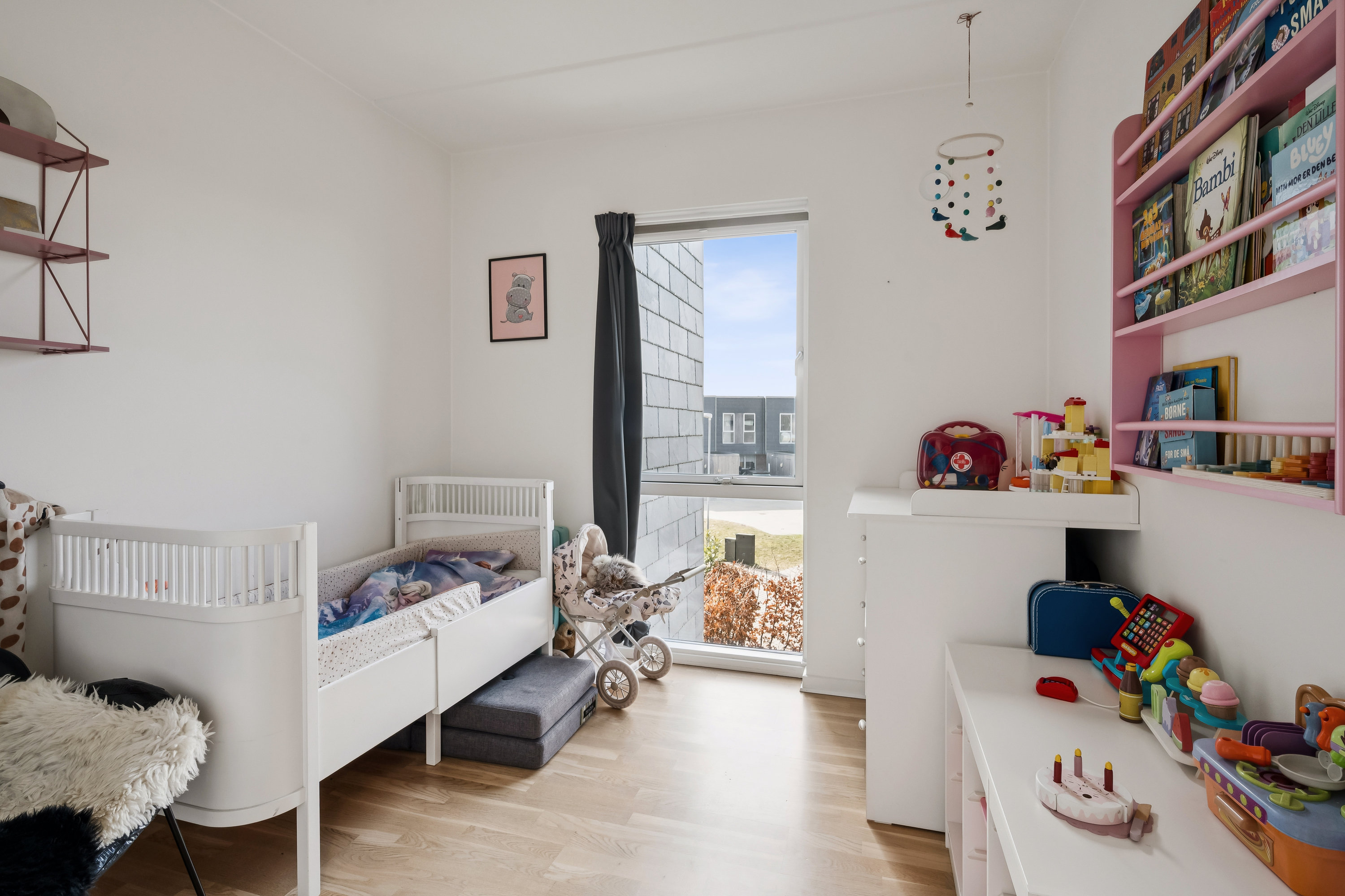 Fremhævet værelse billede i fuldskærmstilstand. Billede af Egå Engvej 54, 8250 Egå