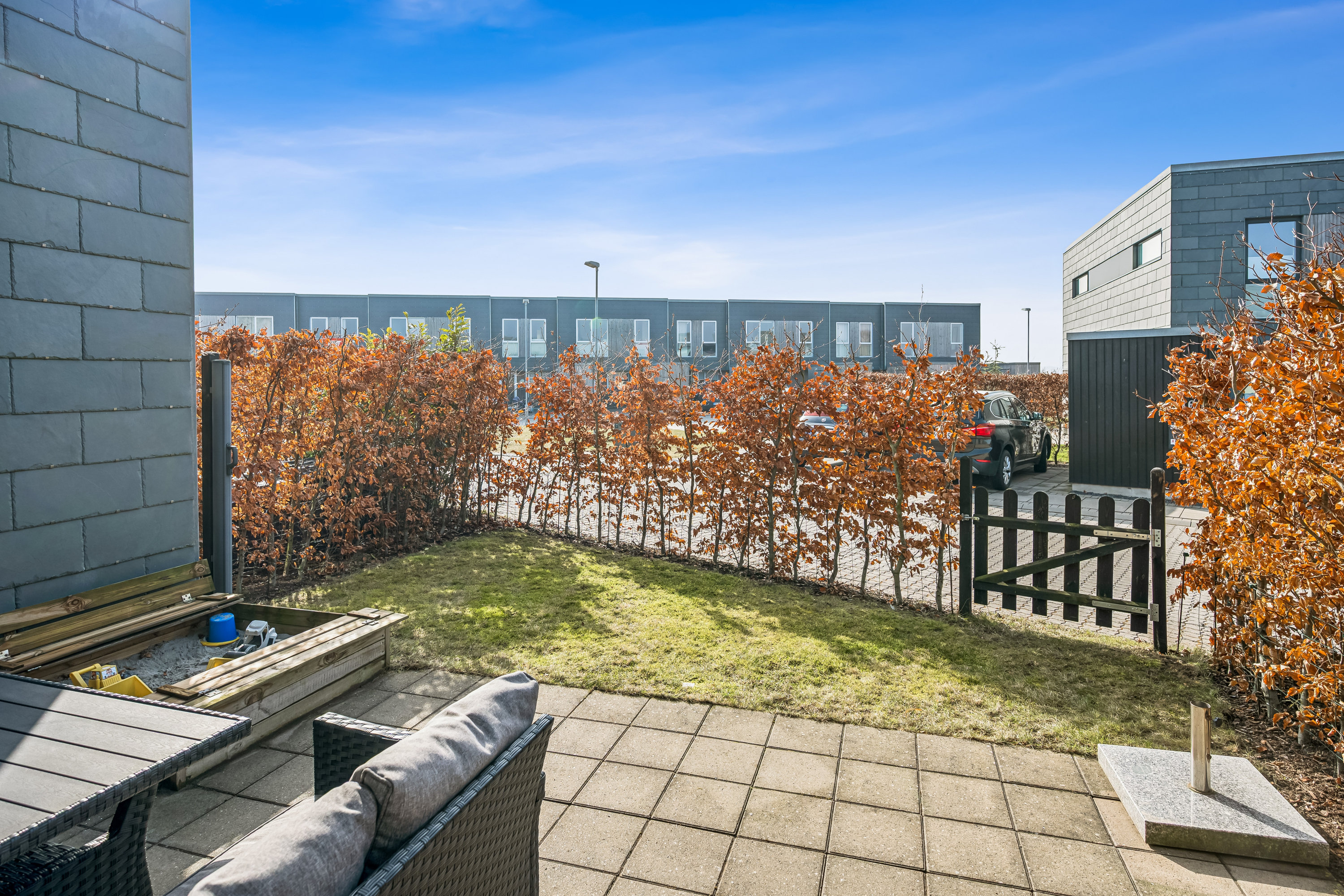 Fremhævet terrasse billede i fuldskærmstilstand. Billede af Egå Engvej 54, 8250 Egå